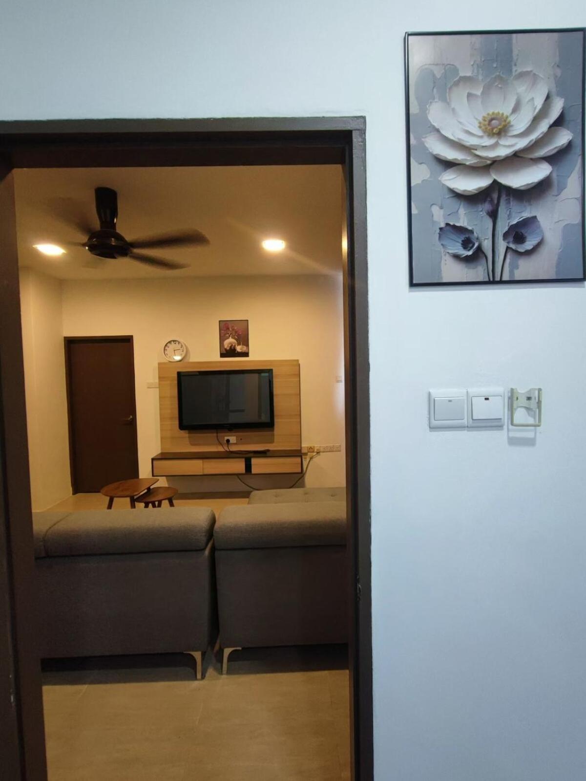 Kuching BDC Rex Apartment Near KPJ
