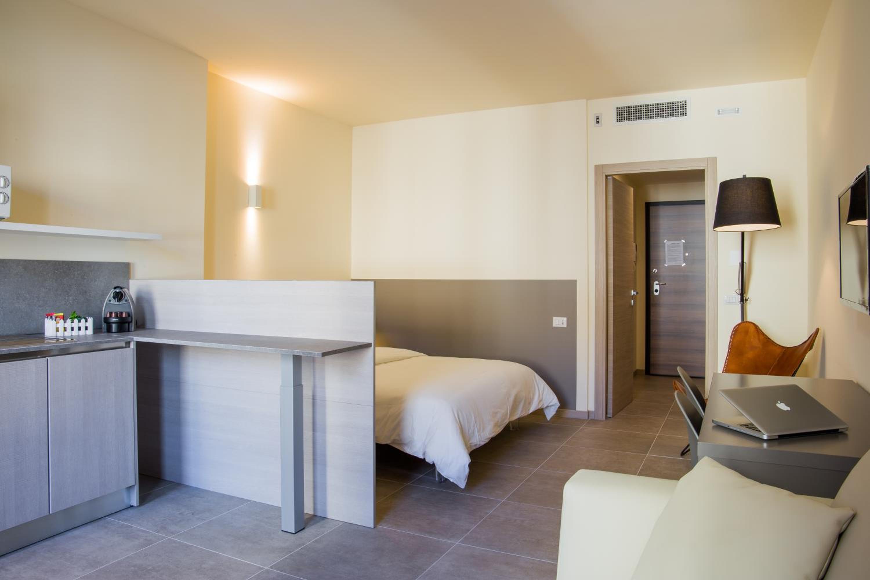 Erïk Langer Pedrocchi Suites