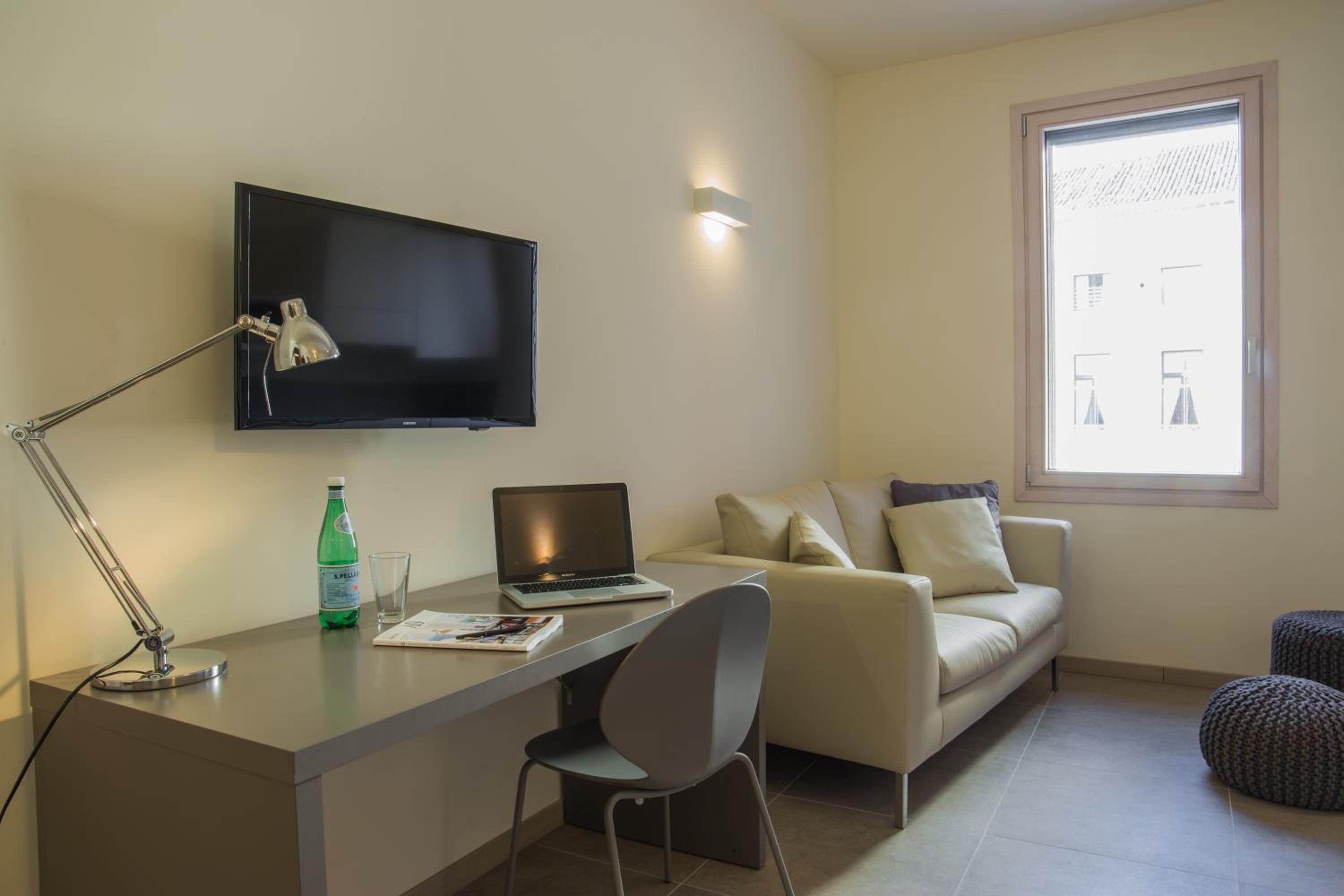 Erïk Langer Pedrocchi Suites