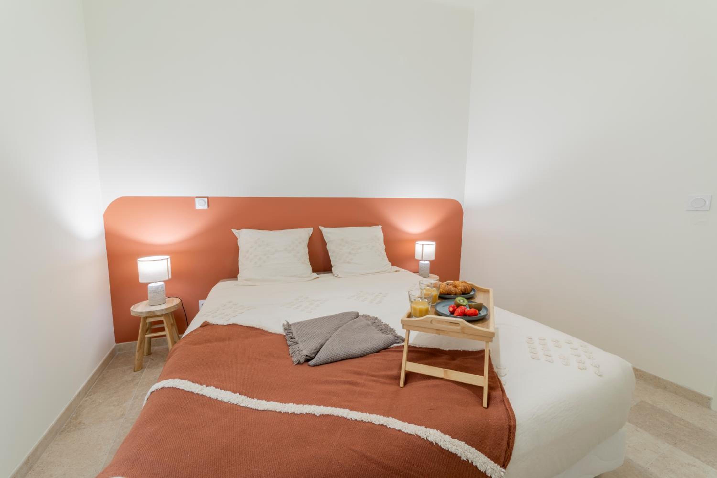 La Nîmoise T2 avec climatisation et Netflix Nîmes centre