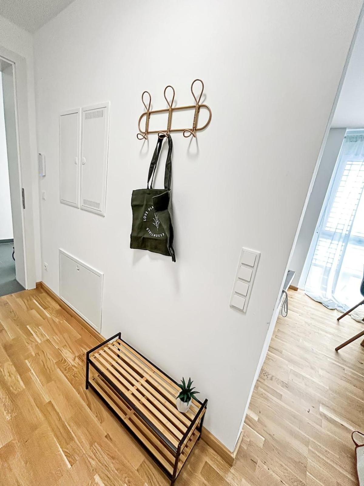 Zentrales Business Apartment mit Schlafzimmer