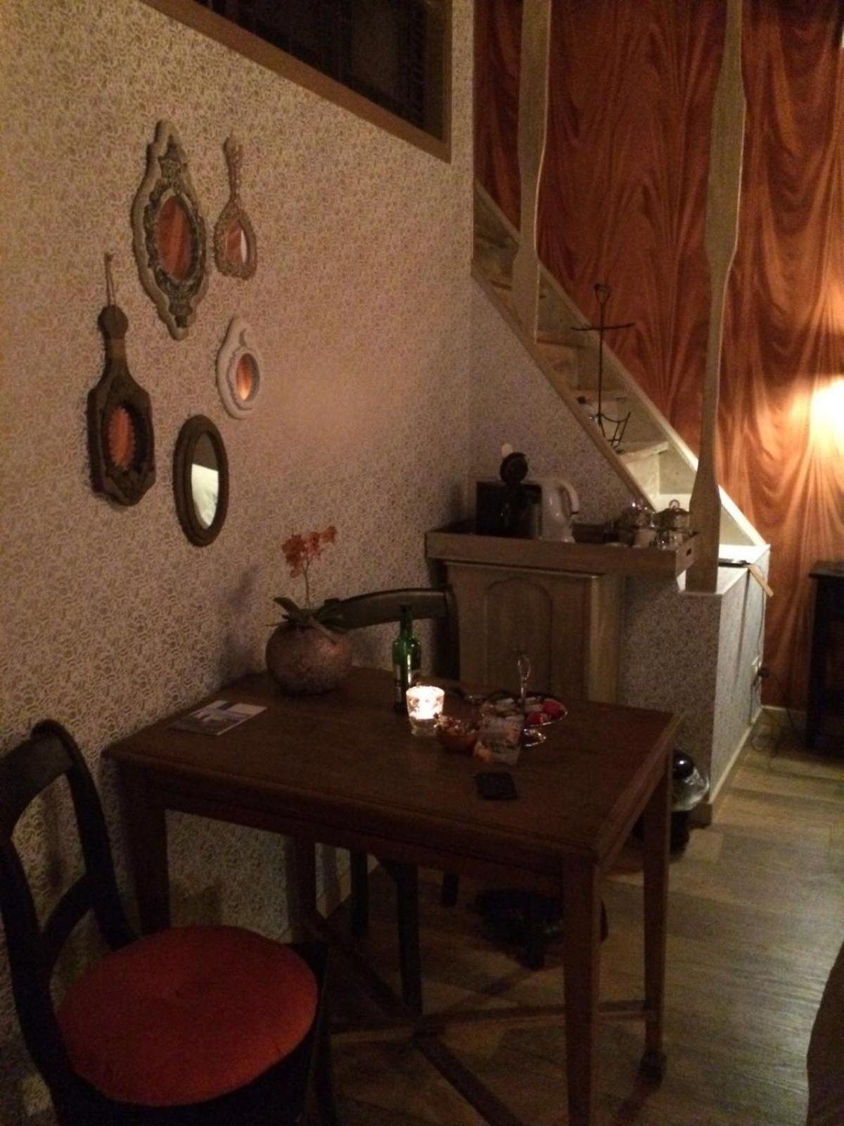 B&B Con Ampère