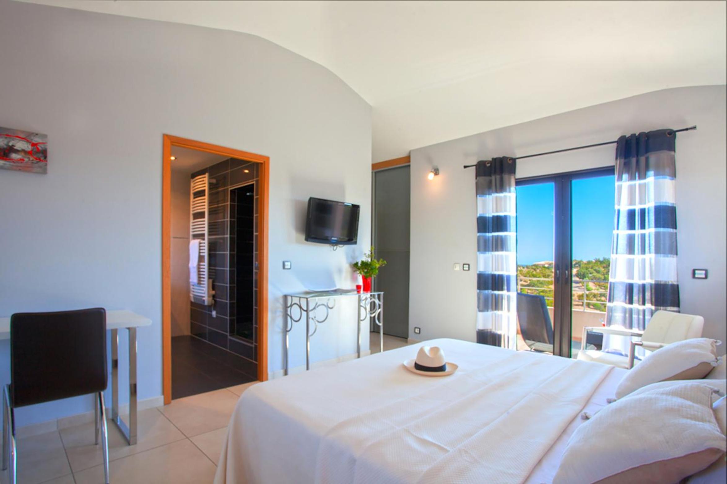 Chambres d'hôtes Casa di l'Oru view 3