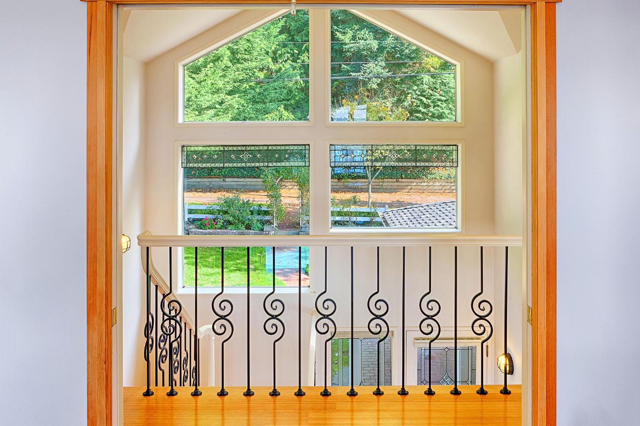 Four Stone Beach House view 5