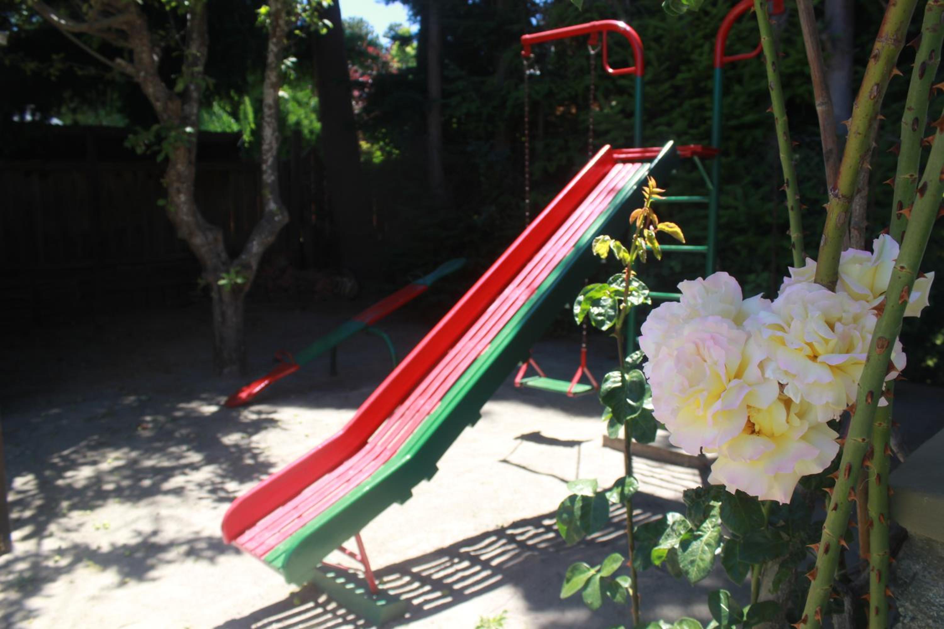 Apart Rose Garden