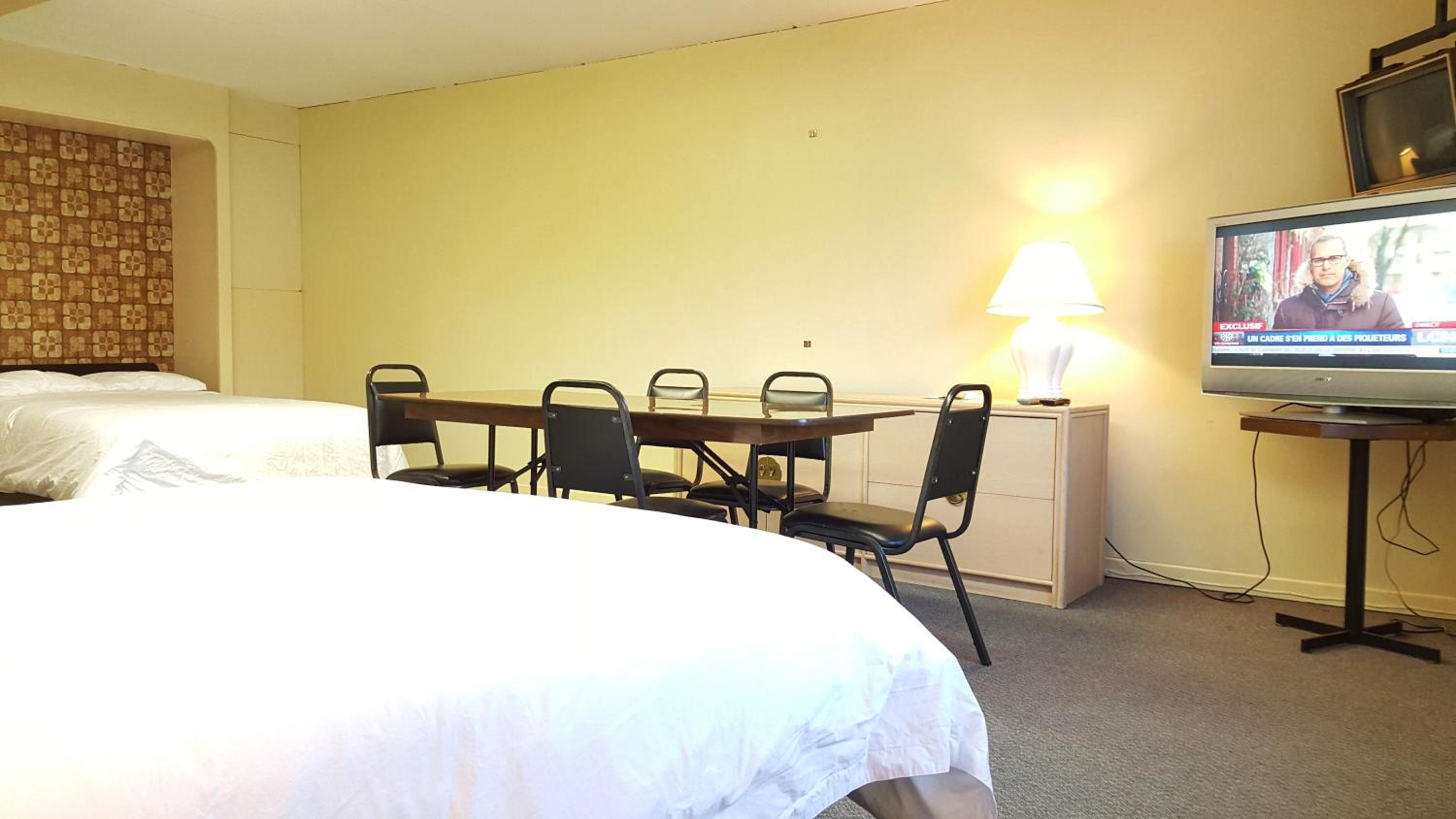 Trois-rivieres Vacations - Hotel Motel Penn-Mass - Property Image 2