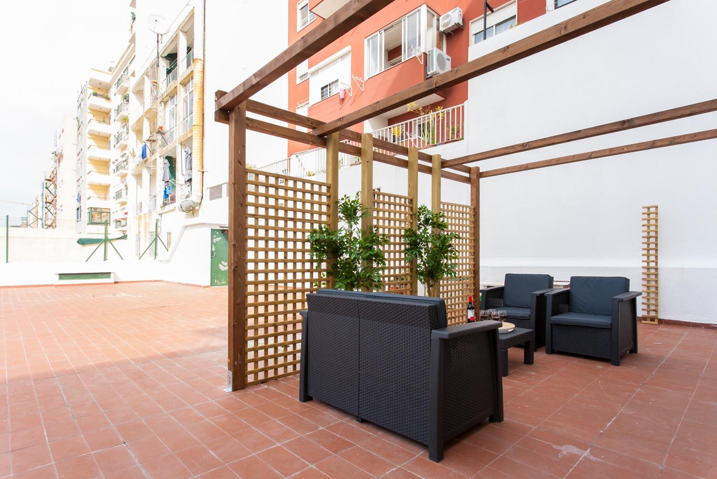 GuestReady - Stylish Flat Near Lisbon’s Iconic Ave view 3