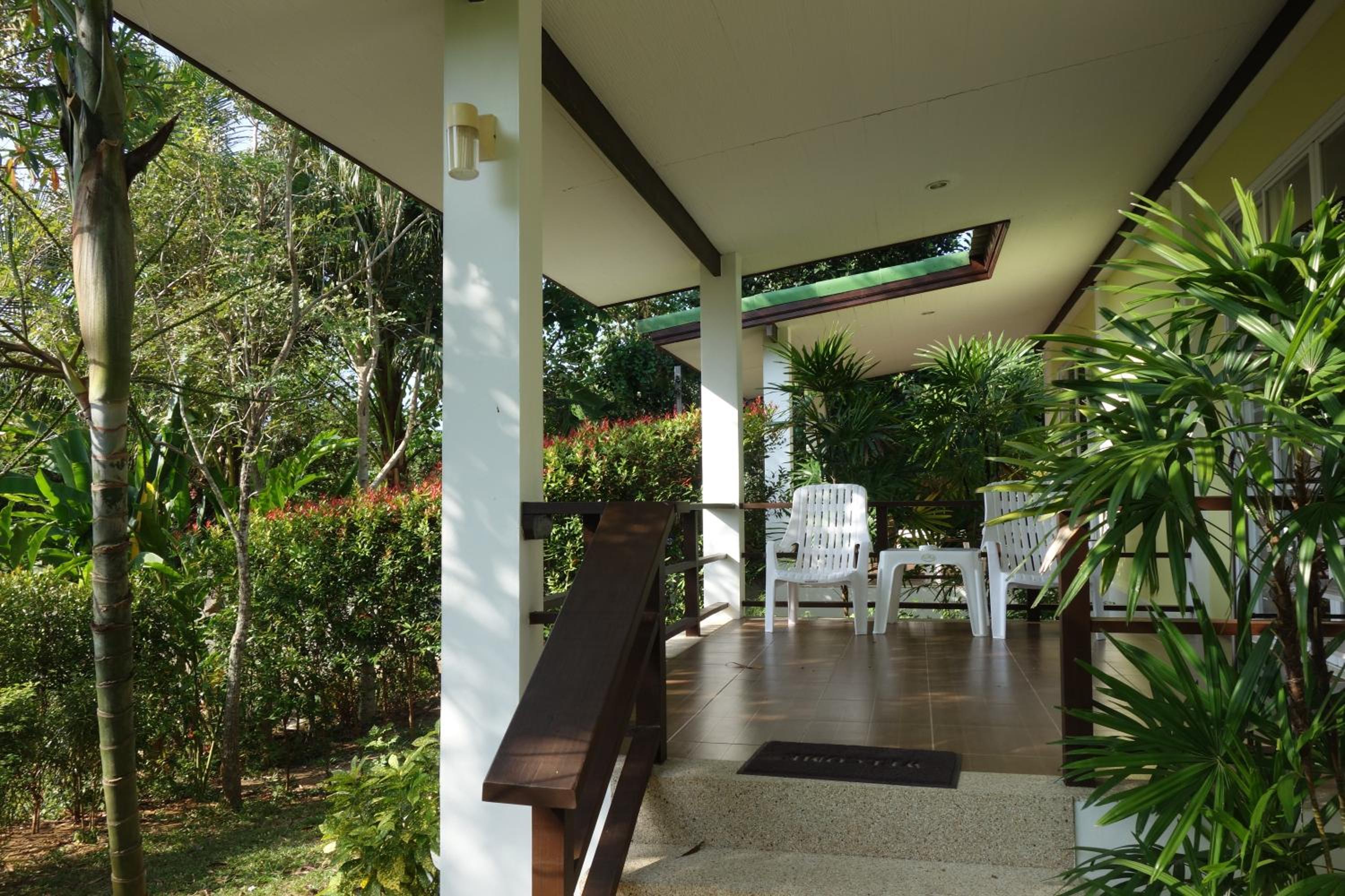 Khaolak Hillside Villa
