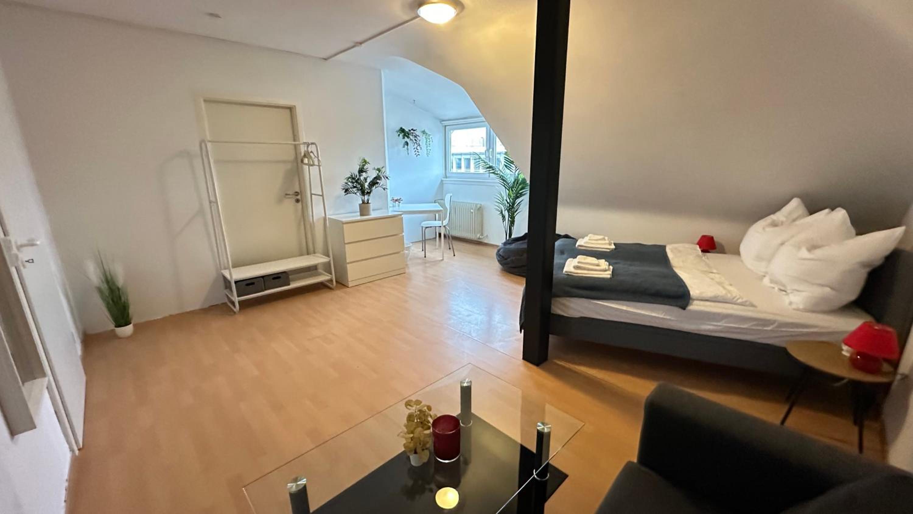 Rooftop Apartment - 3 SZ - 1 BAD - 1 WZ - 1 Küche