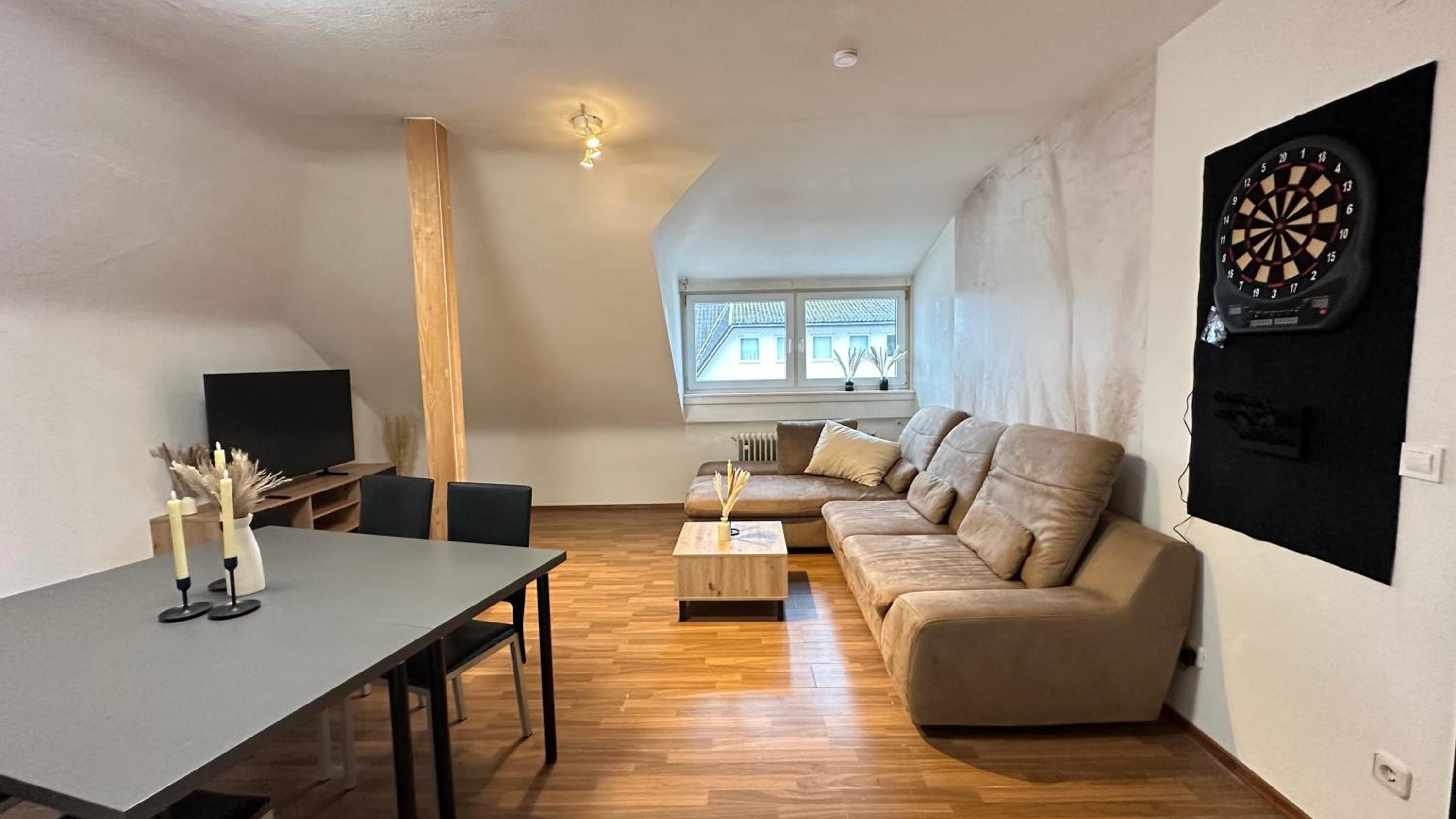Rooftop Apartment - 3 SZ - 1 BAD - 1 WZ - 1 Küche
