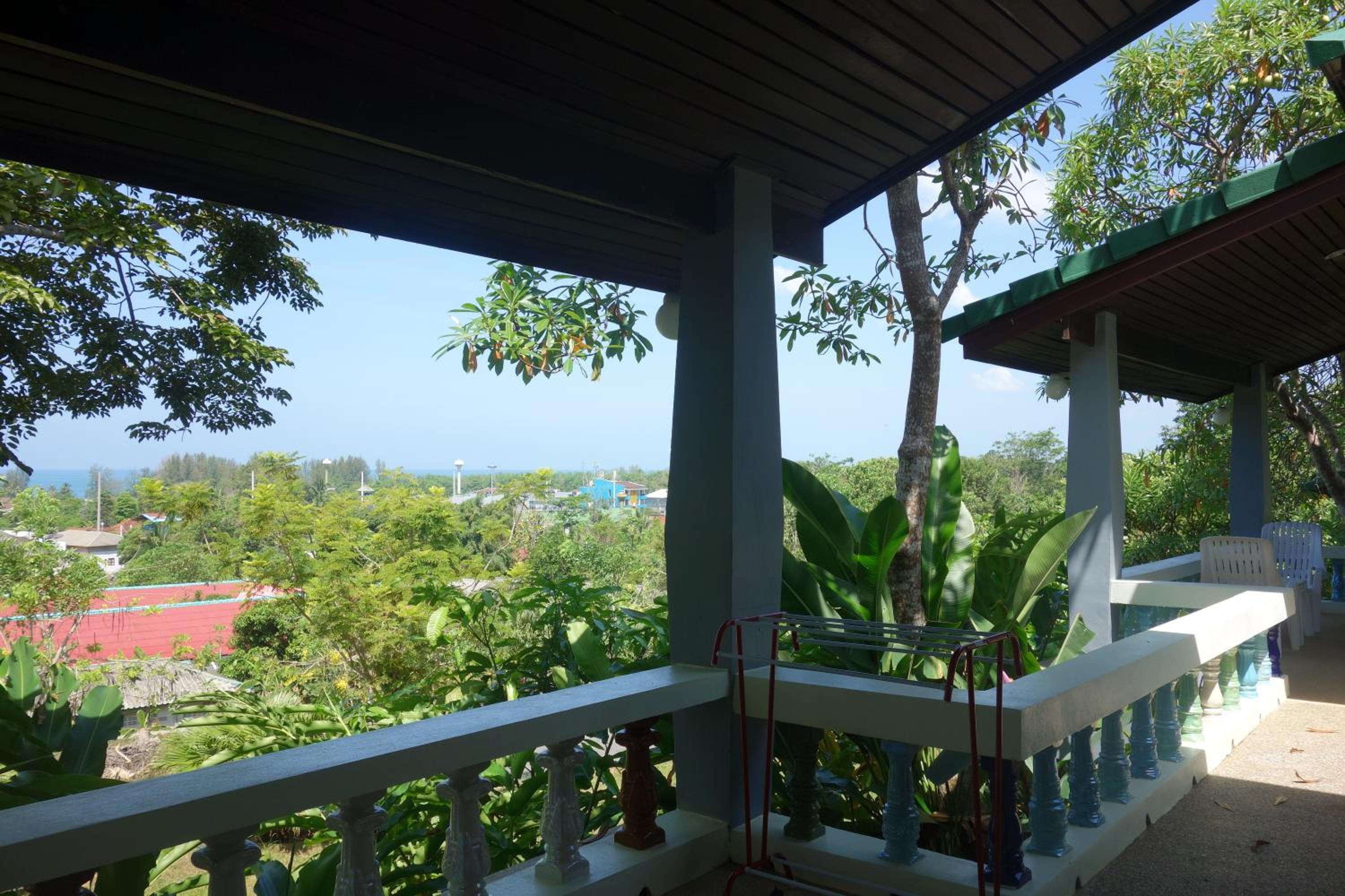 Khaolak Hillside Villa
