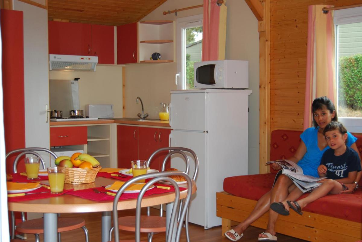 Lagrange Grand Bleu Vacances – Residence Les Pescalunes view 4