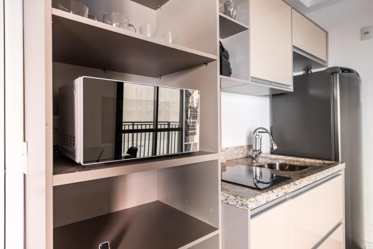 36 New studio balcony Paulista