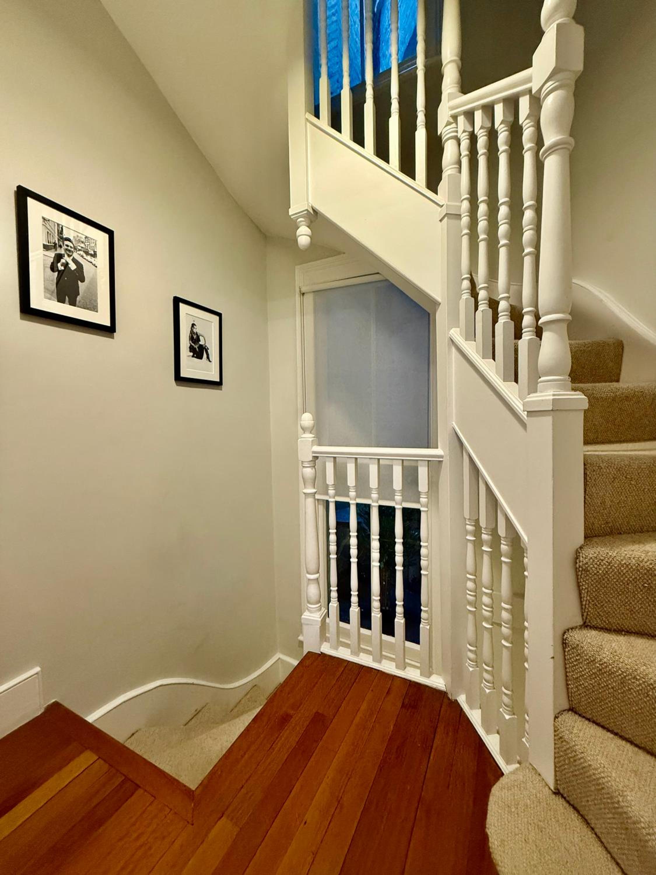 Chic 1 Bed Terrace Apartment in Notting Hill FREE WIFI by City Stay Aparts London