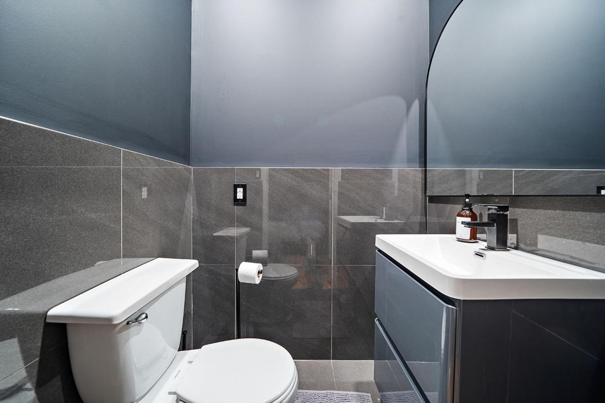 The Ontario Loft Suites