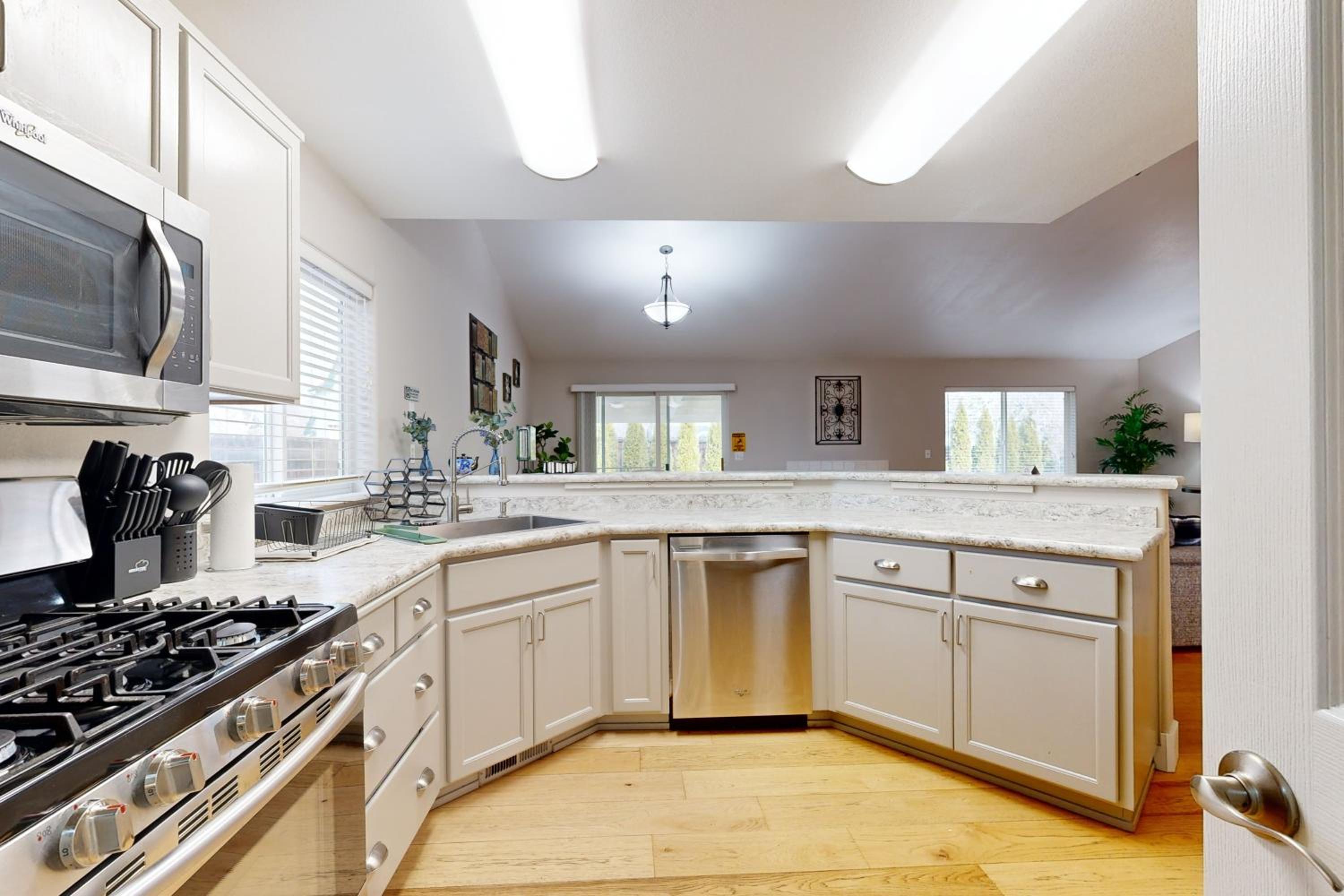 Tranquil Redmond Retreat Relax and Explore Outdoors