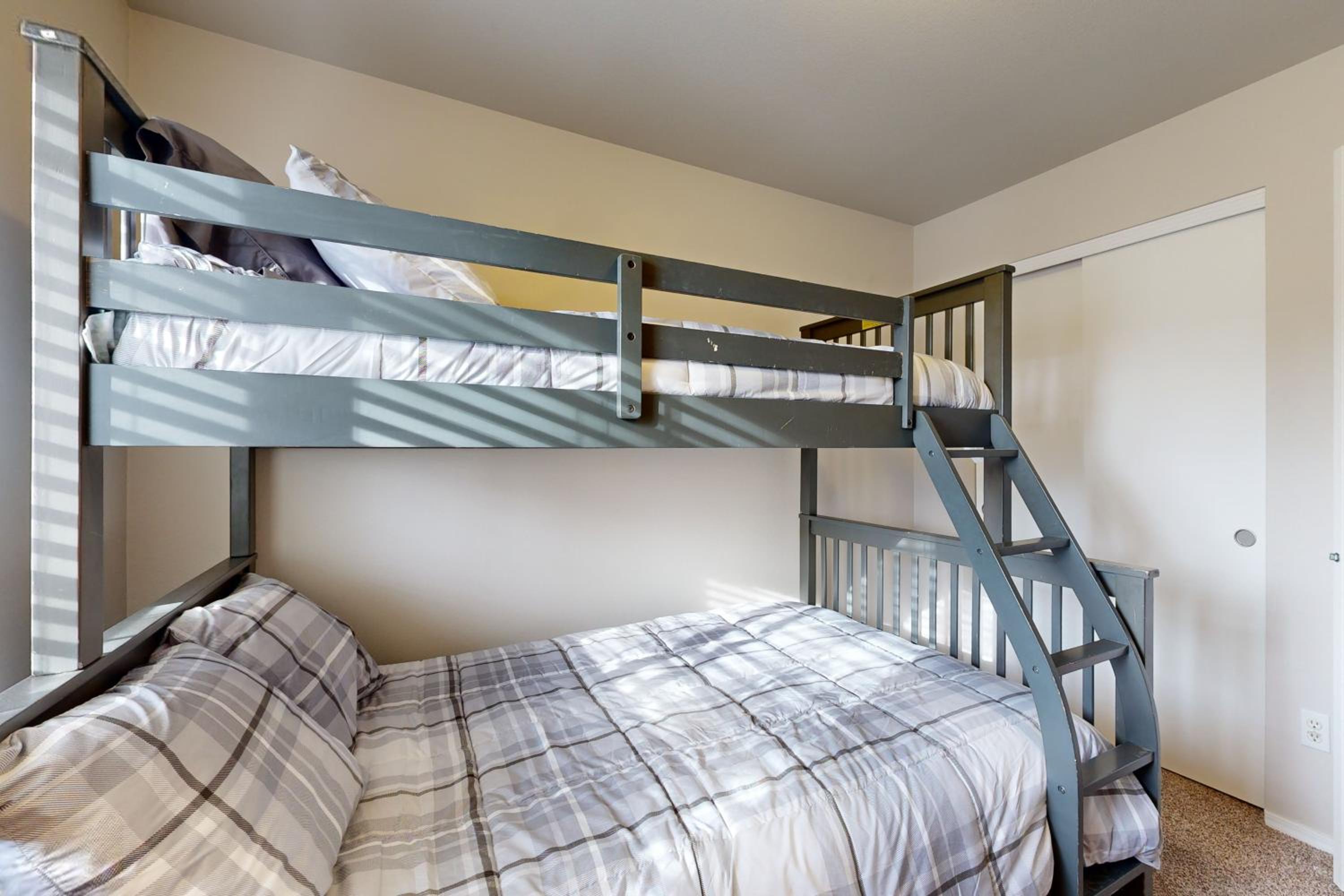 Tranquil Redmond Retreat Relax and Explore Outdoors