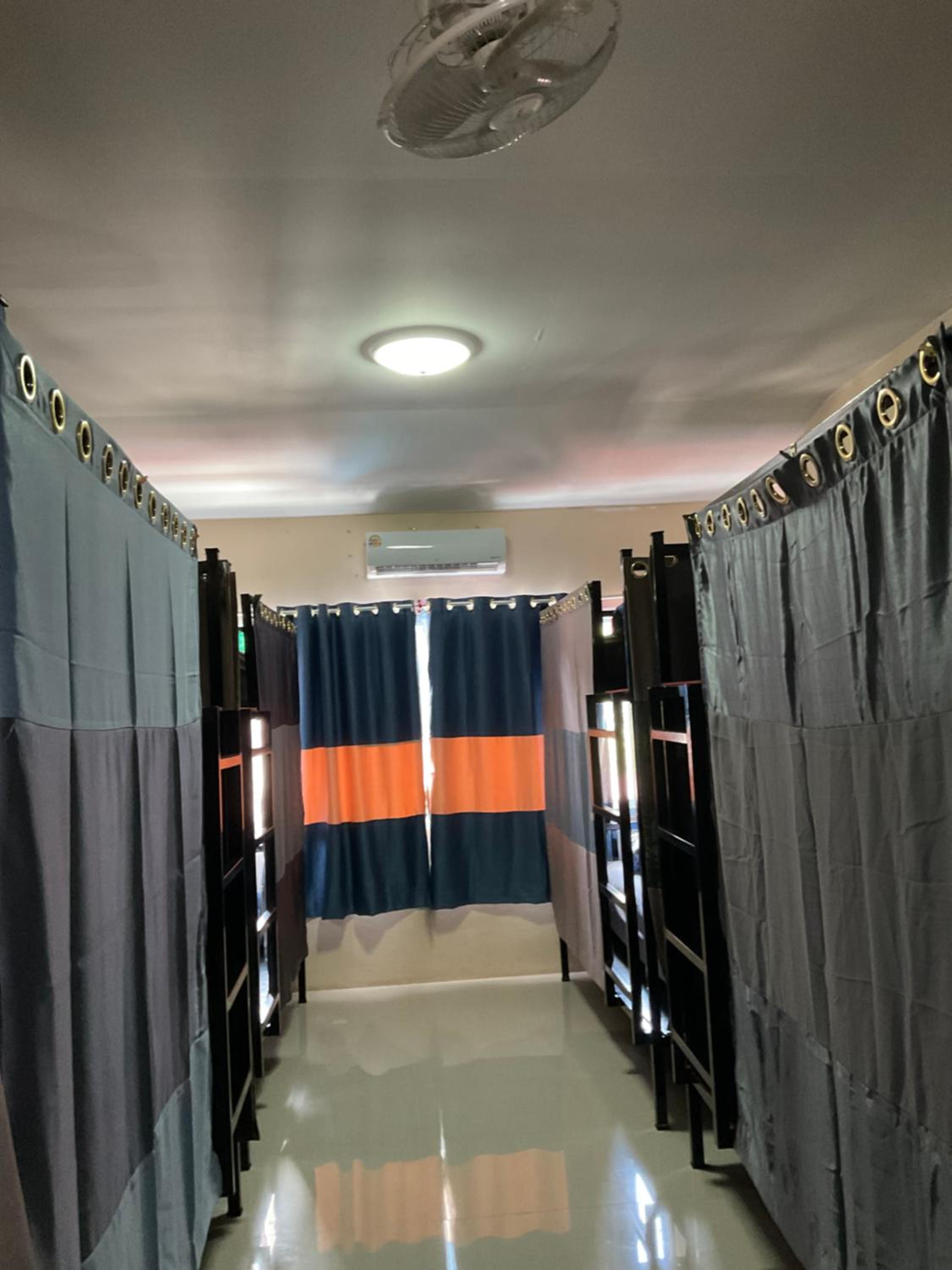 Khaosok city hostel