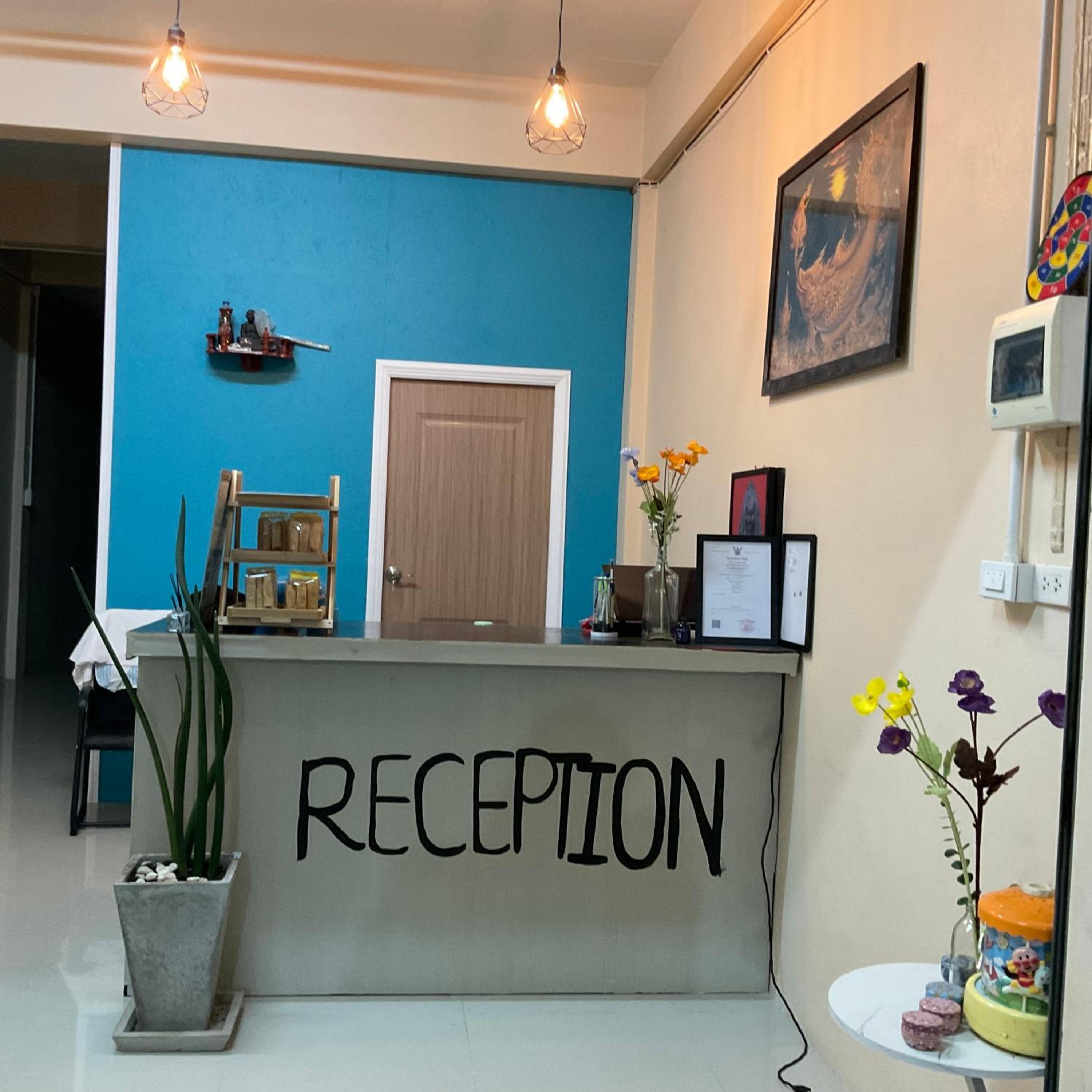 Khaosok city hostel