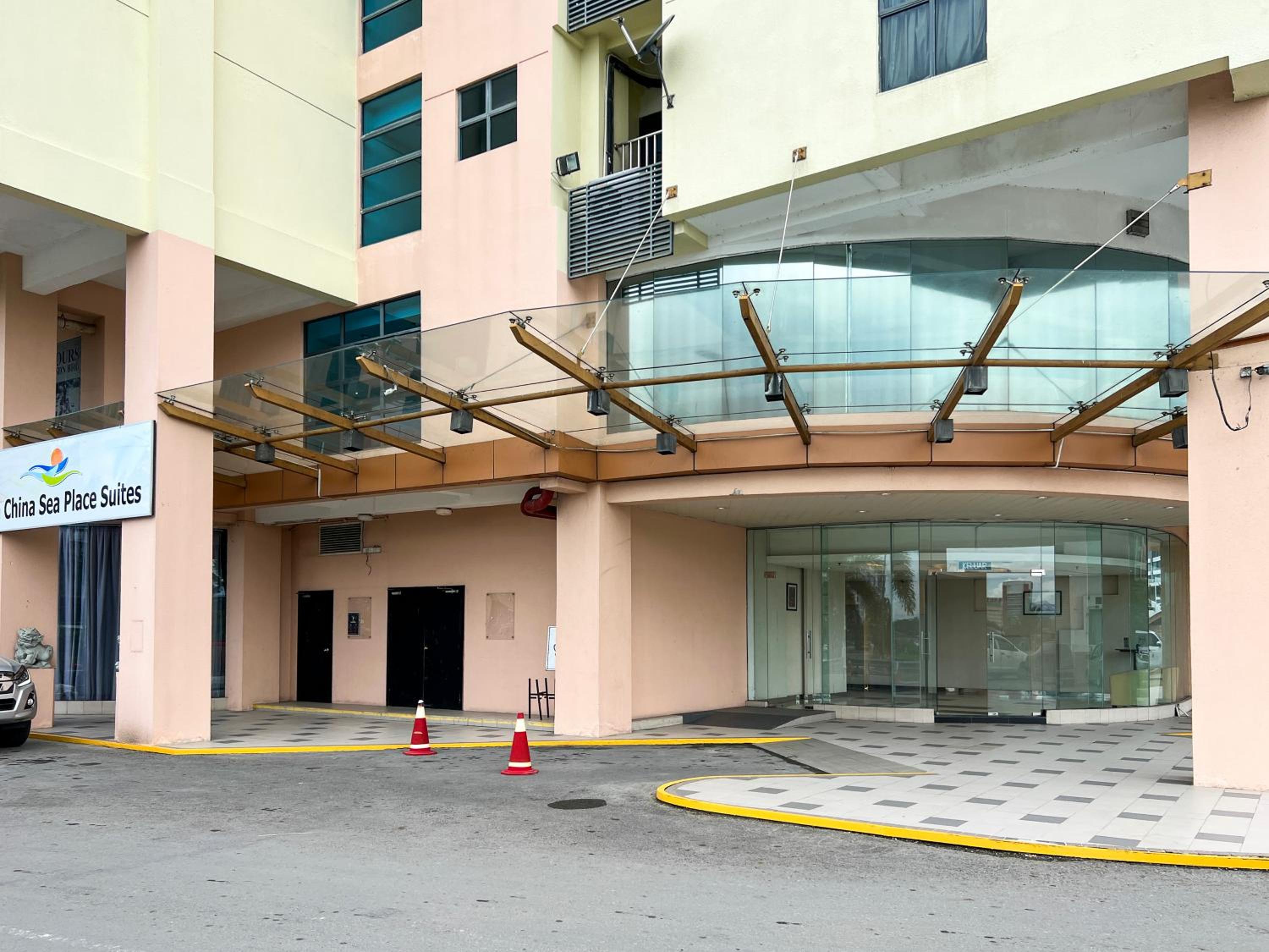 Royal Crown Scsp KK CBD near Imago
