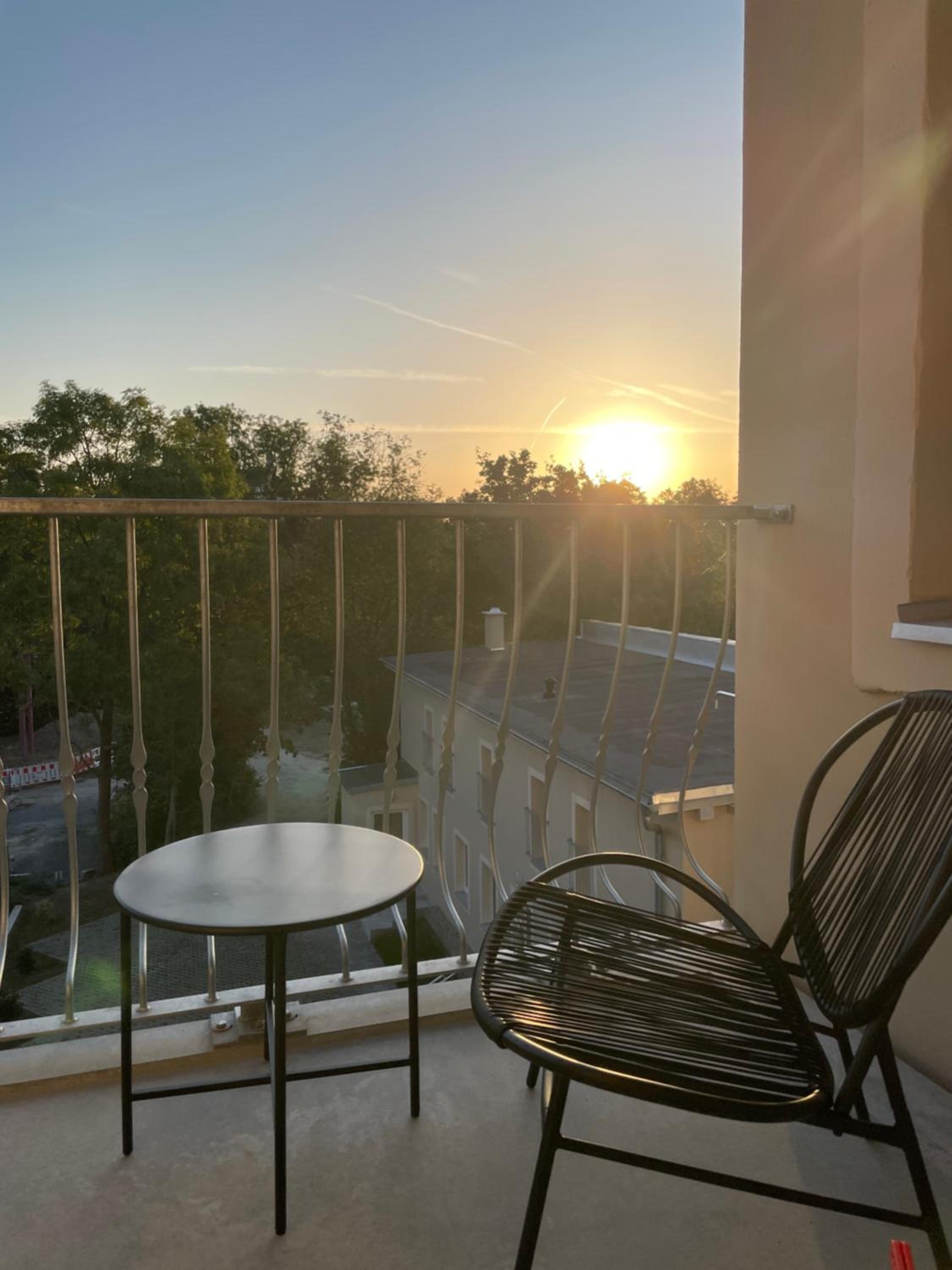 ApartNaest Radeberg - vollausgestattete 1 - bis 4-Zimmer Apartments l 24h Zugang per Code l Check-in Anleitung über Posteingang l Parkplatz auf Anfrage l F