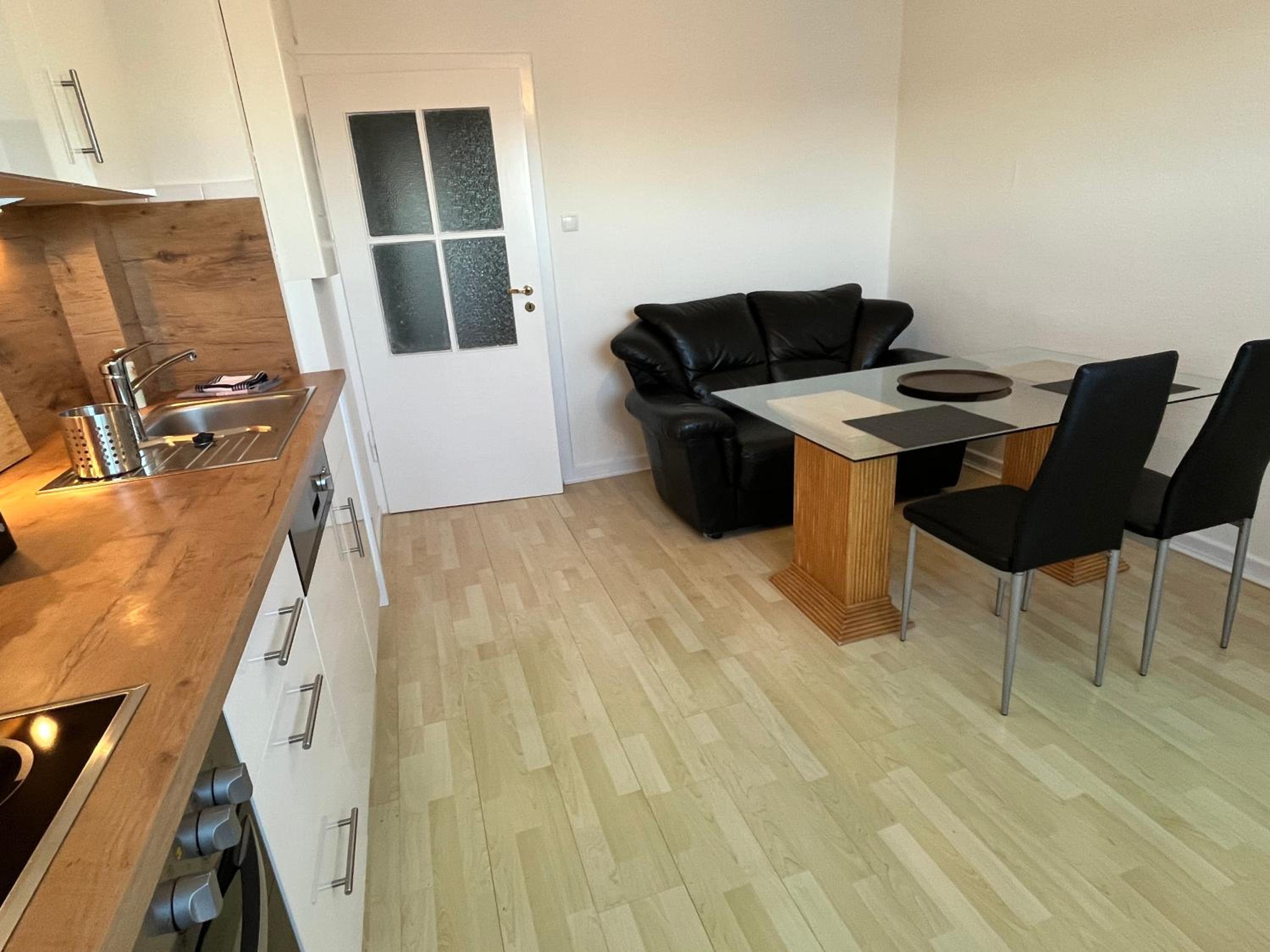 Zentrumsnahe Wohnung, Anviolhomes
