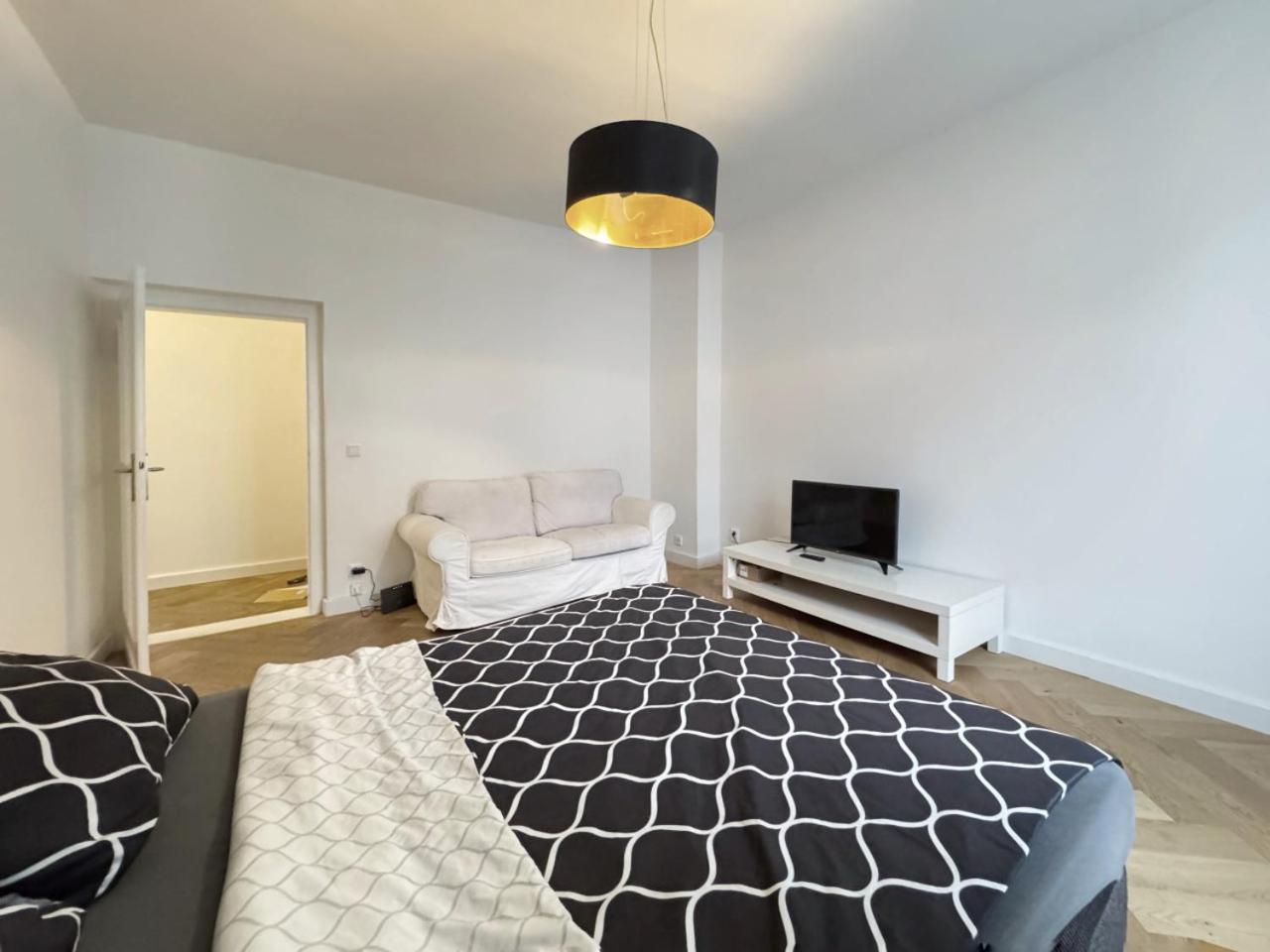 HolidayHome Apartments I Spacious 67sqm in Berlin Friedrichshain