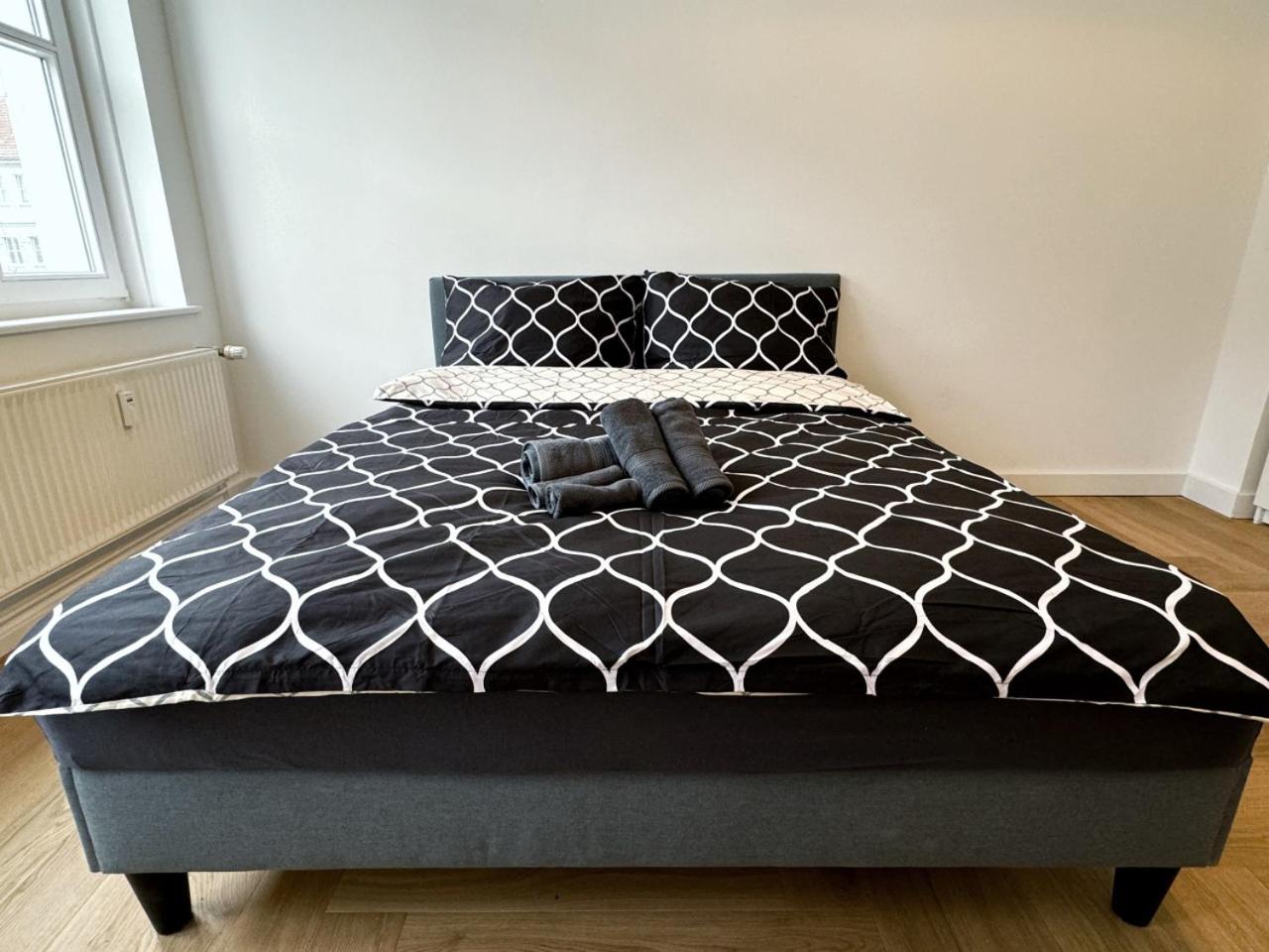 HolidayHome Apartments I Spacious 67sqm in Berlin Friedrichshain
