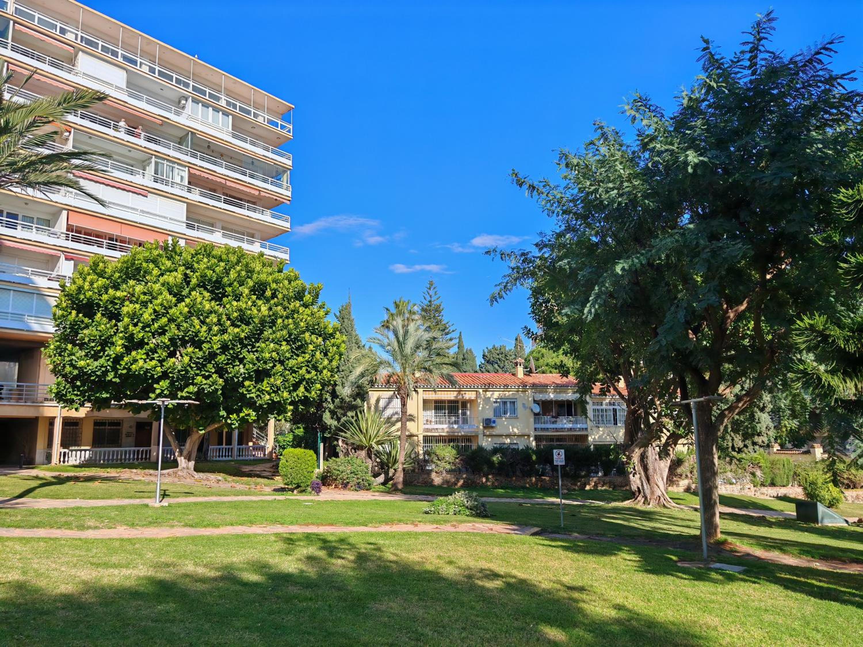 Casa Adela at Green Parrot apartments at Carihuela