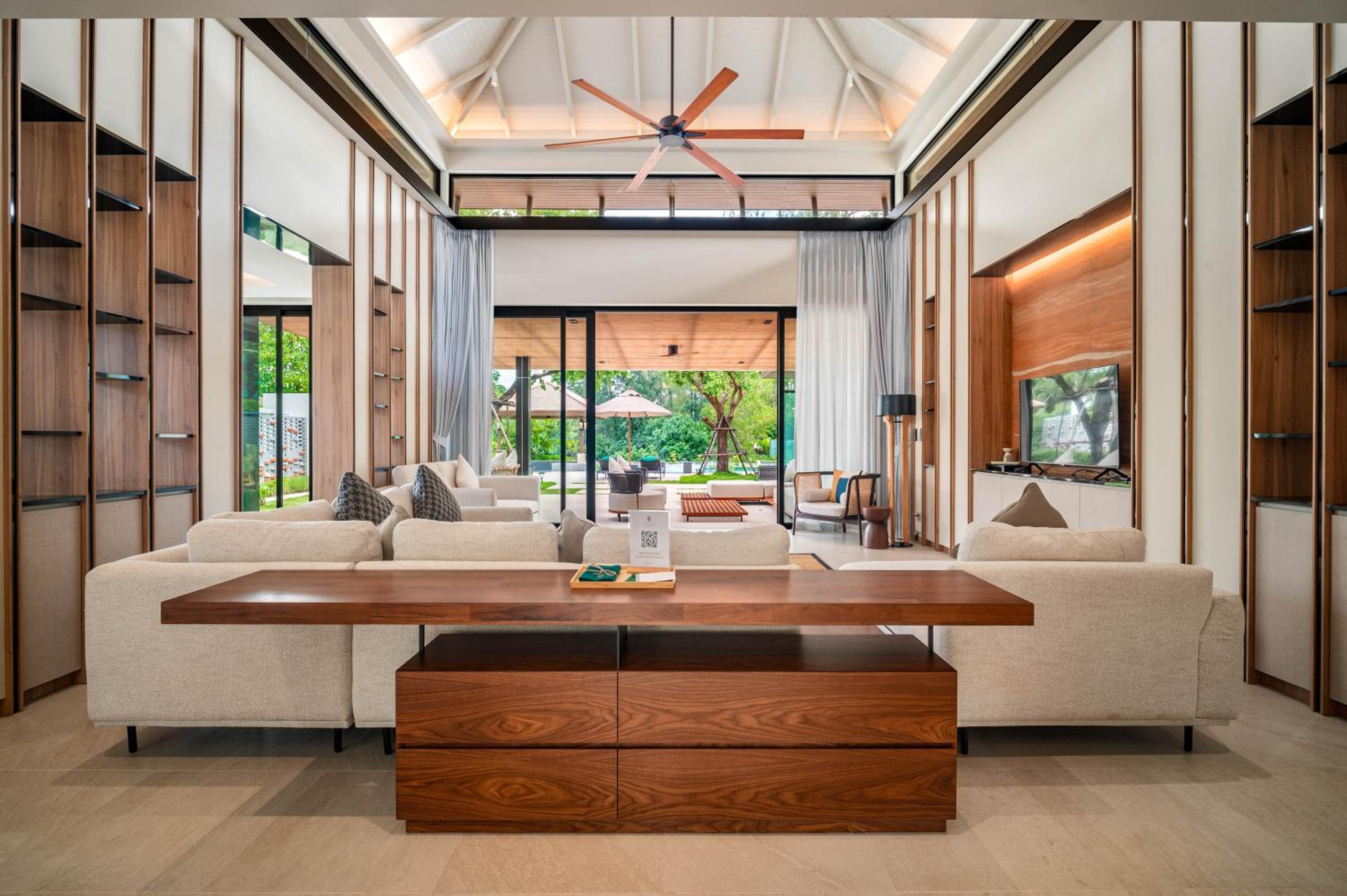 Banyan Tree Grand Residences by Banyan Living