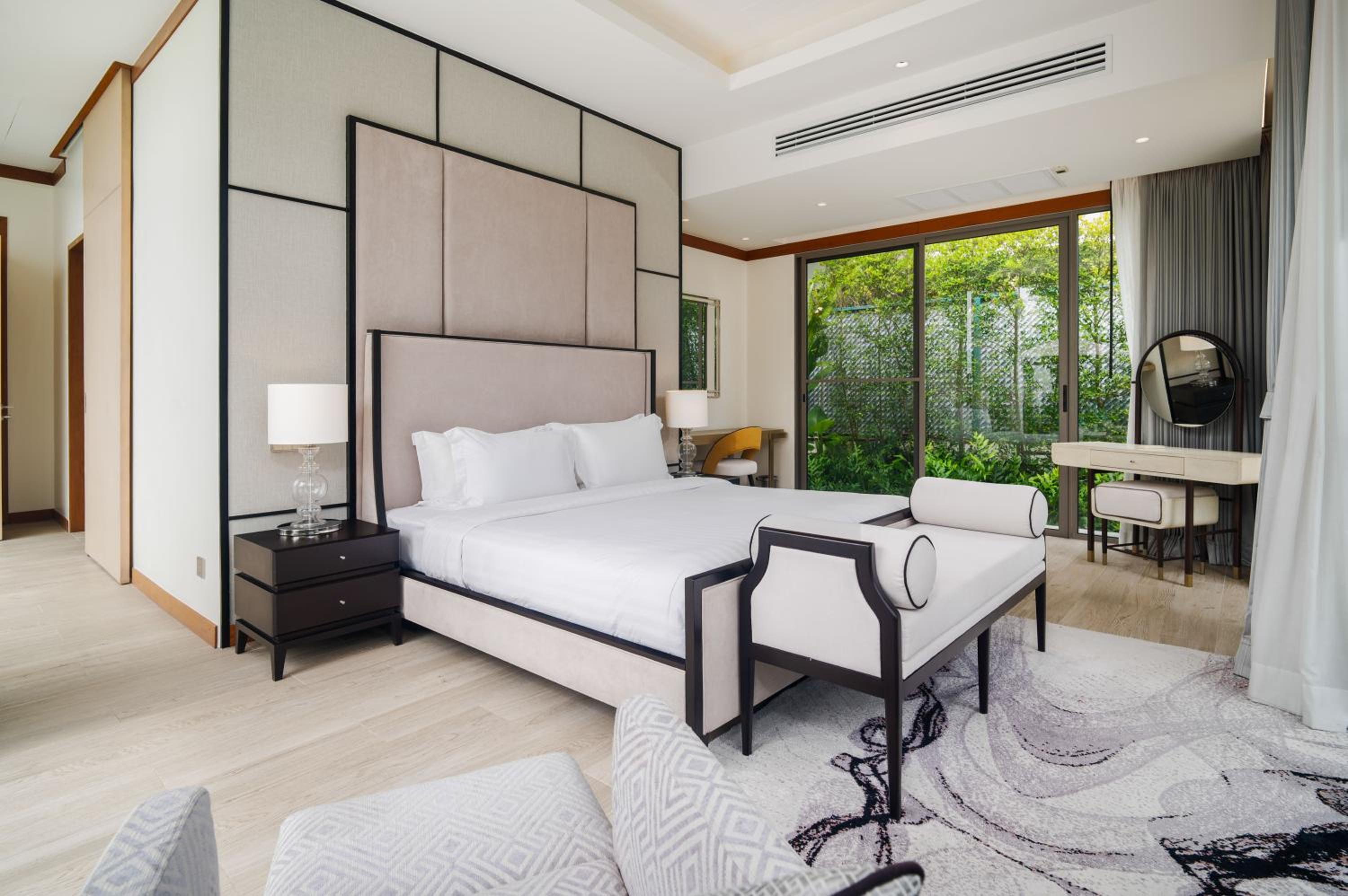Banyan Tree Grand Residences by Banyan Living