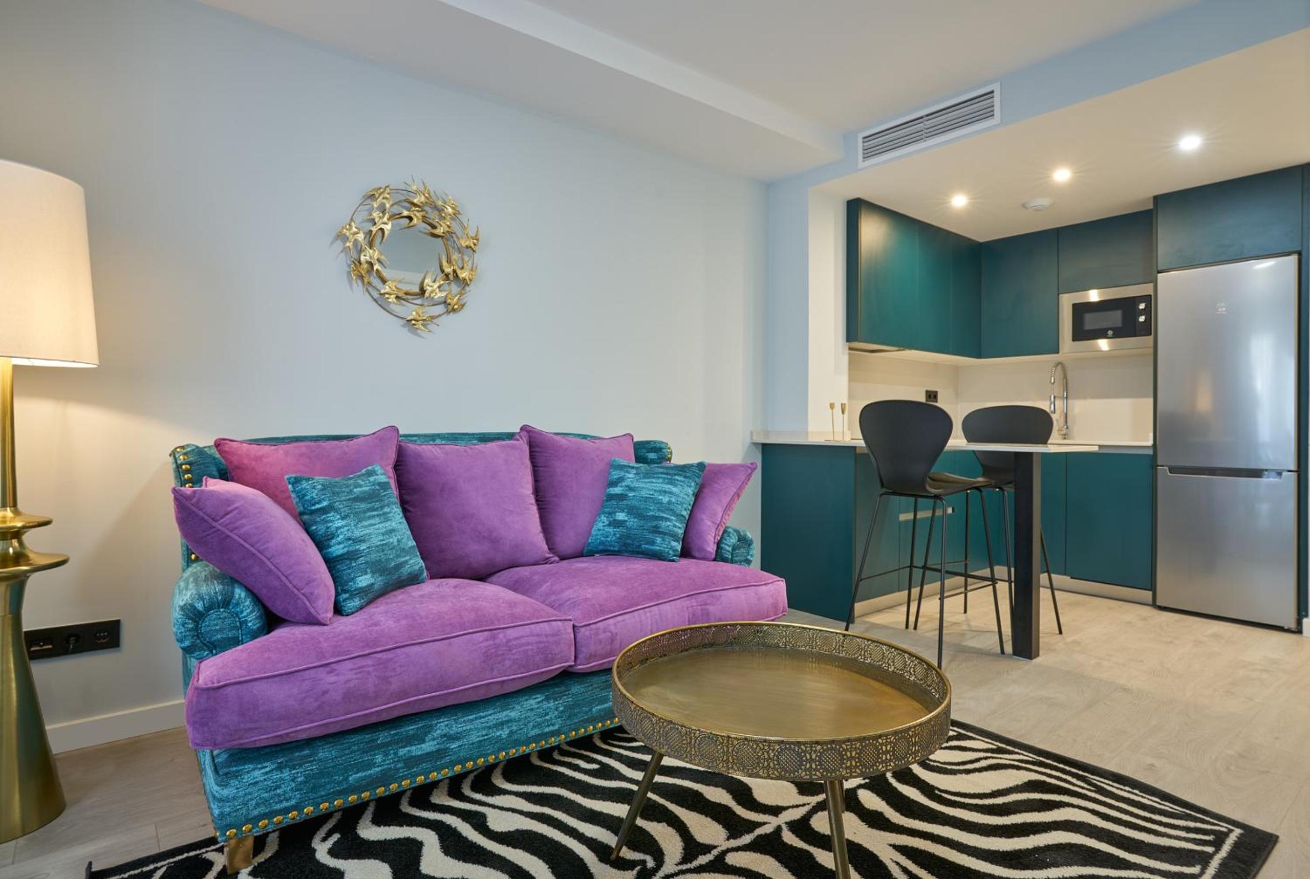 Apartment Alice in Wonderland, by Cazul Málaga