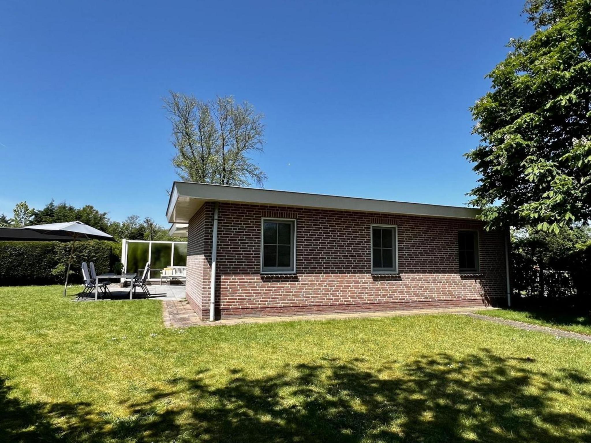 Holiday bungalow in Sint Maartenszee