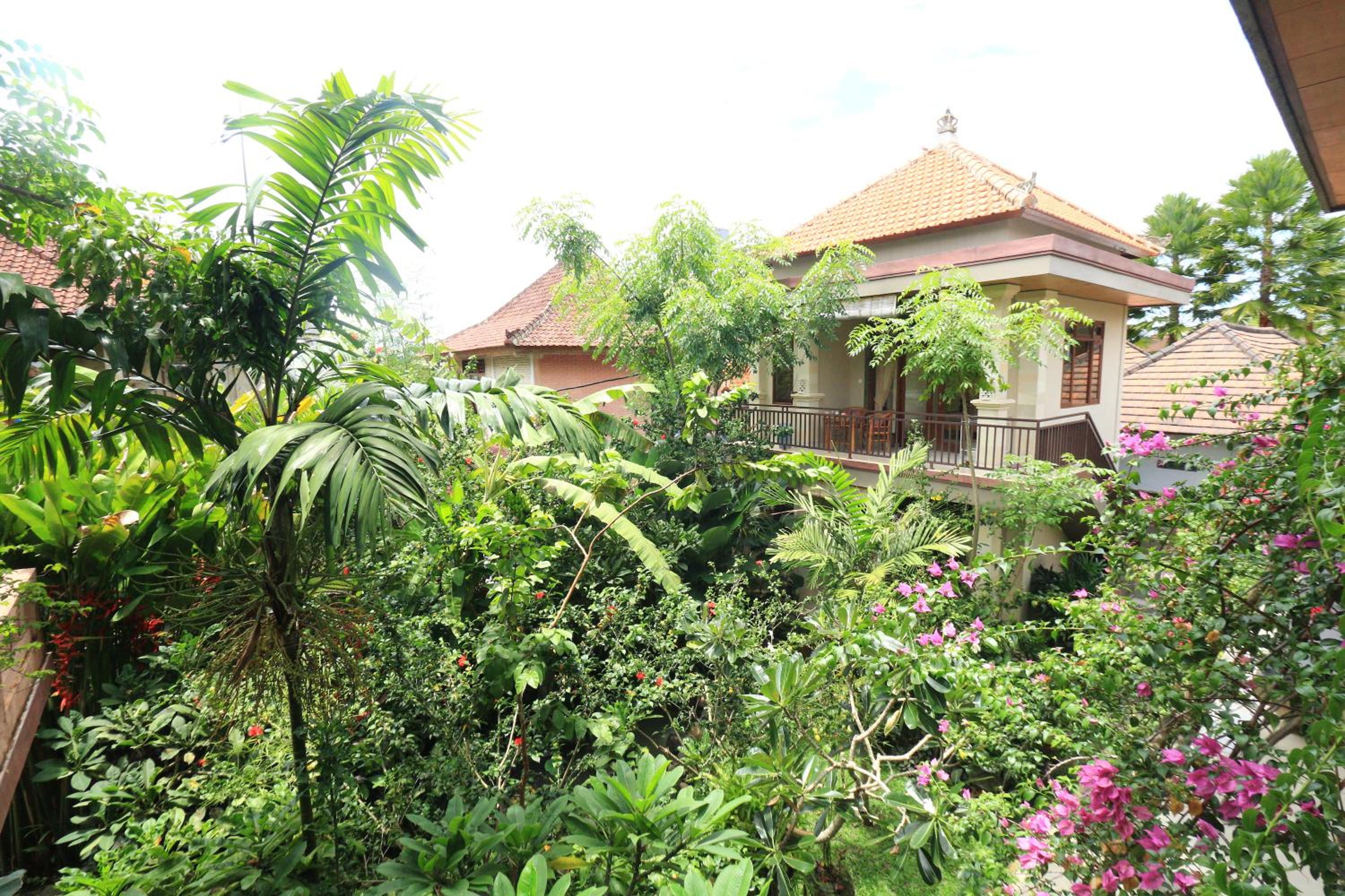 Frangipani Bungalow