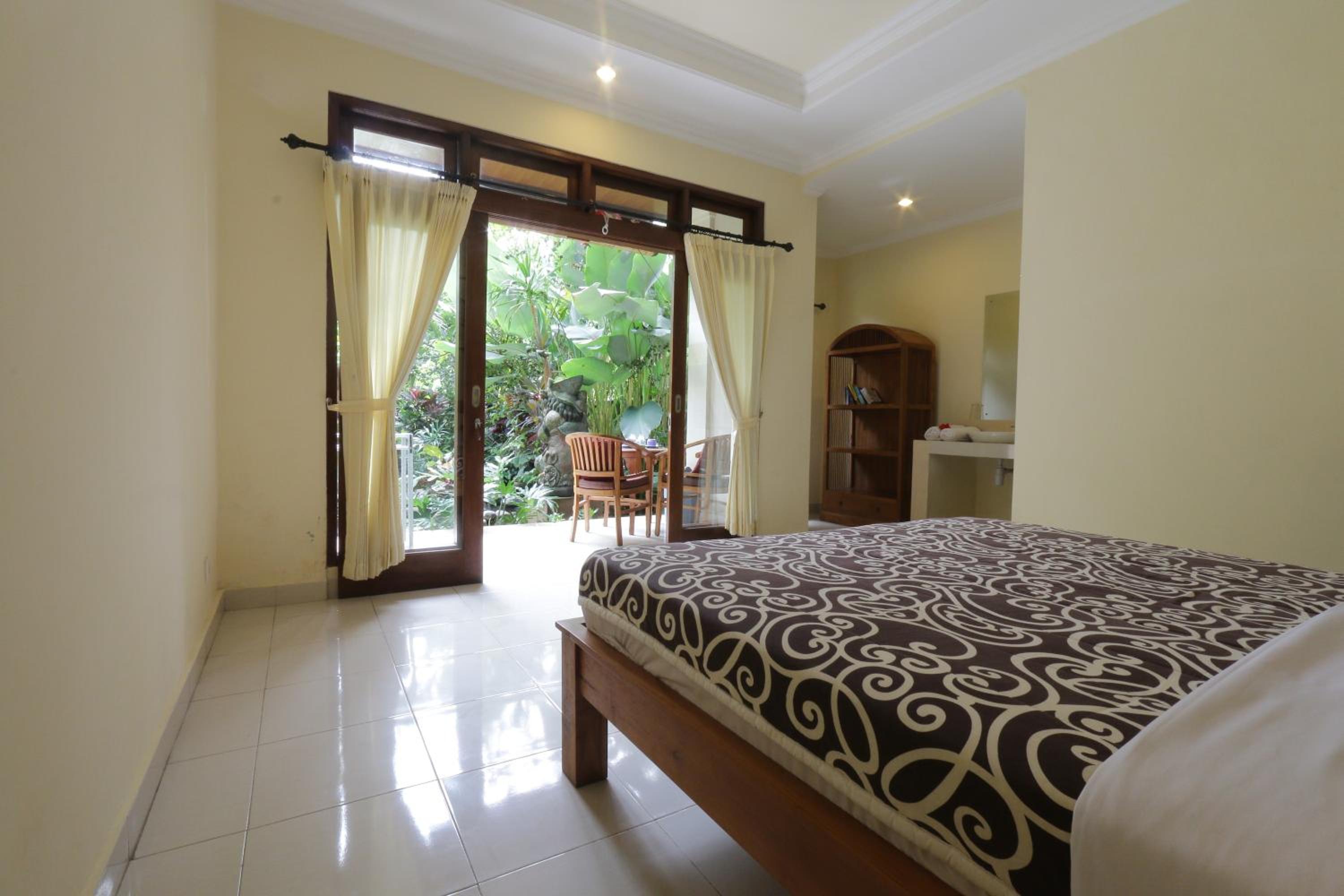 Frangipani Bungalow