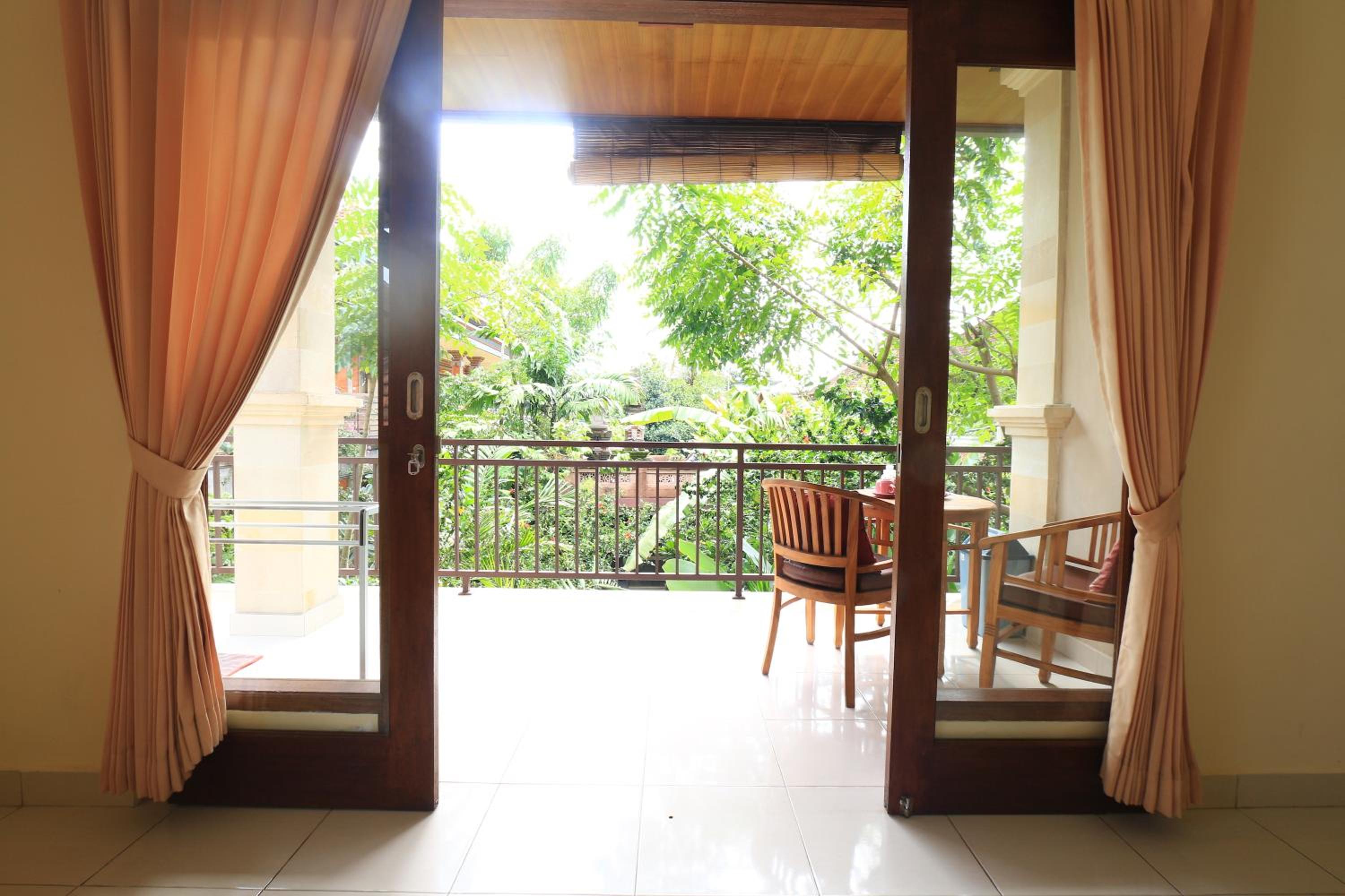 Frangipani Bungalow