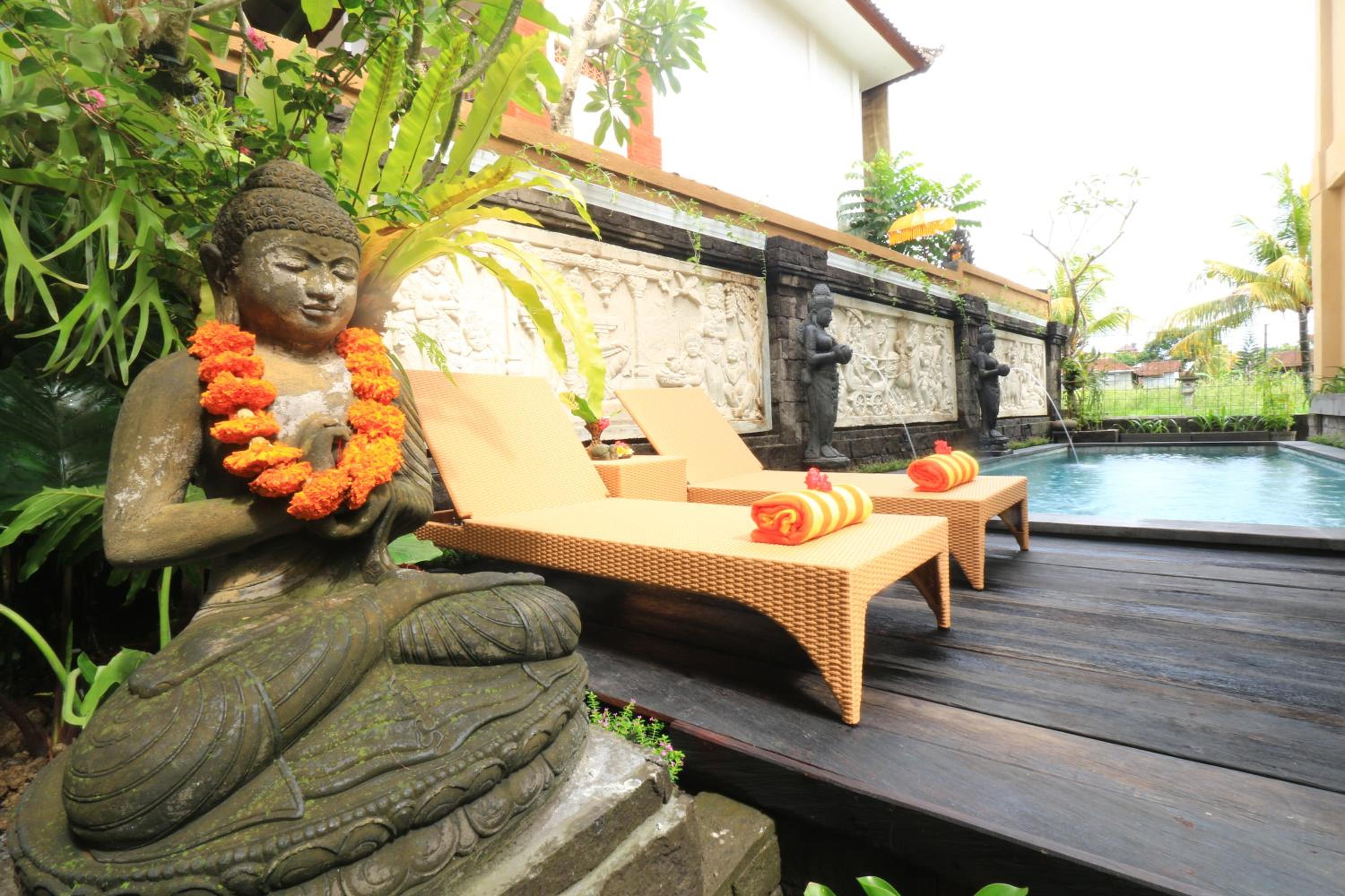 Frangipani Bungalow