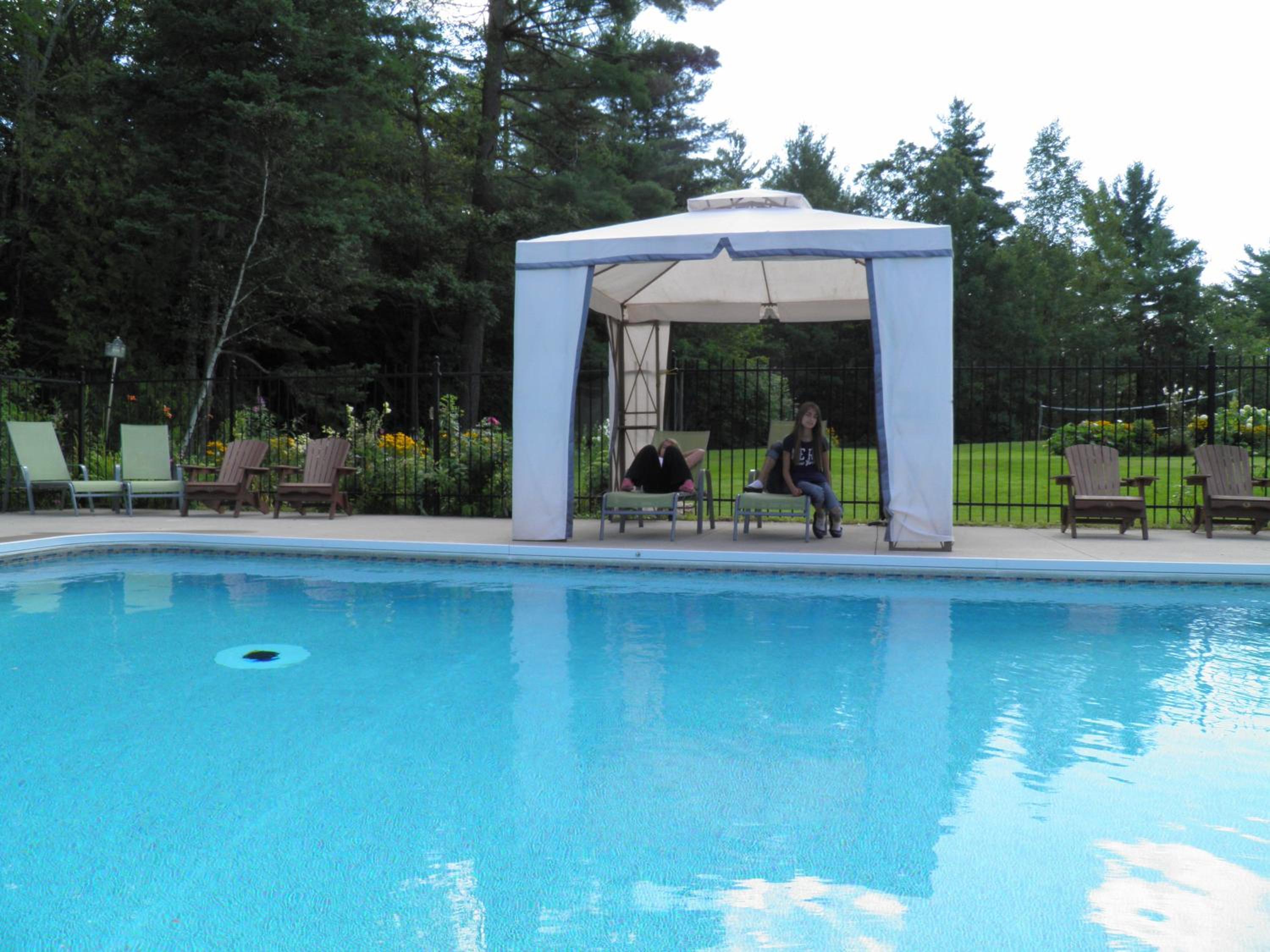 Westwind Inn on the Lake
