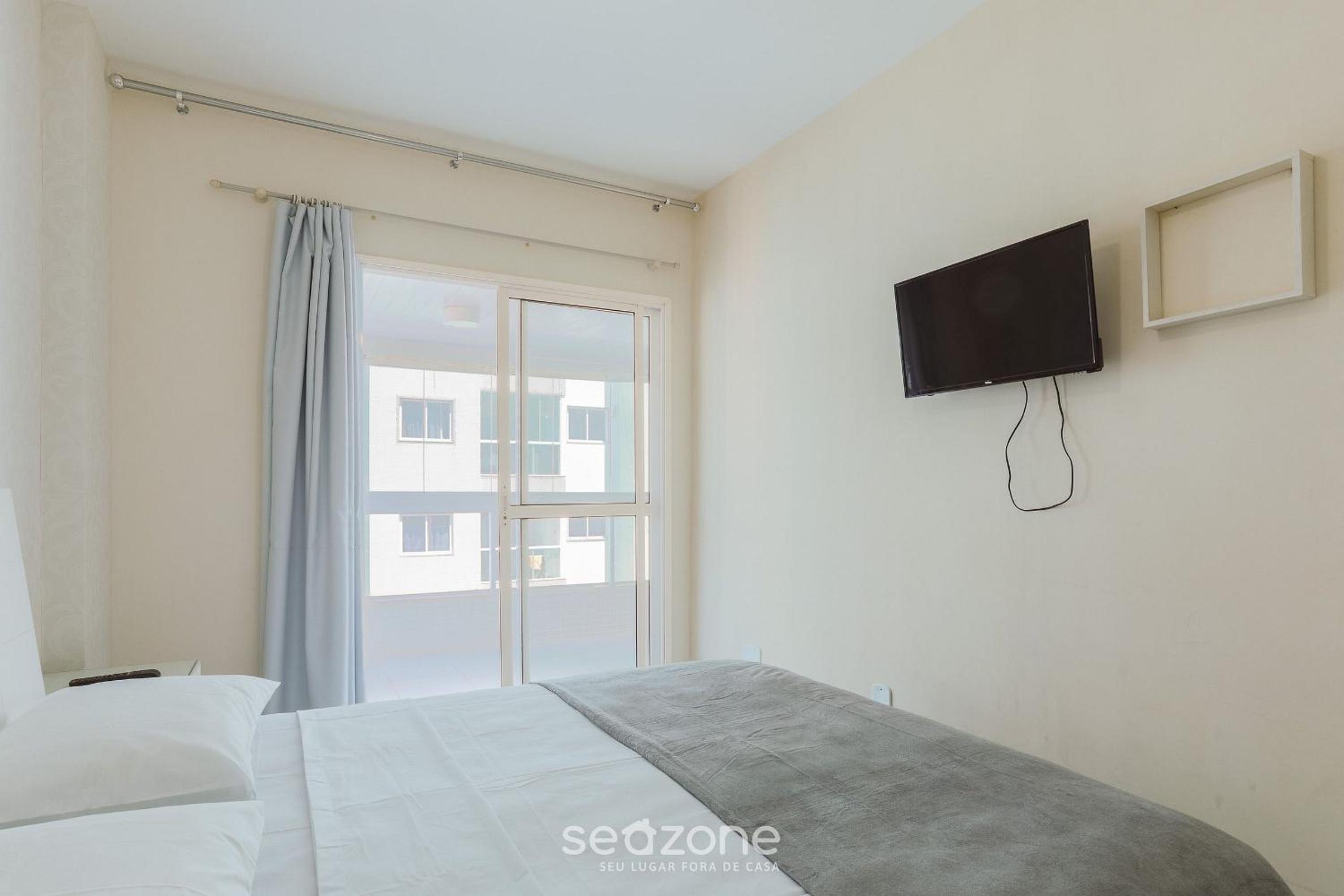 3 BR apartment 150m from Praia do Morro TML501