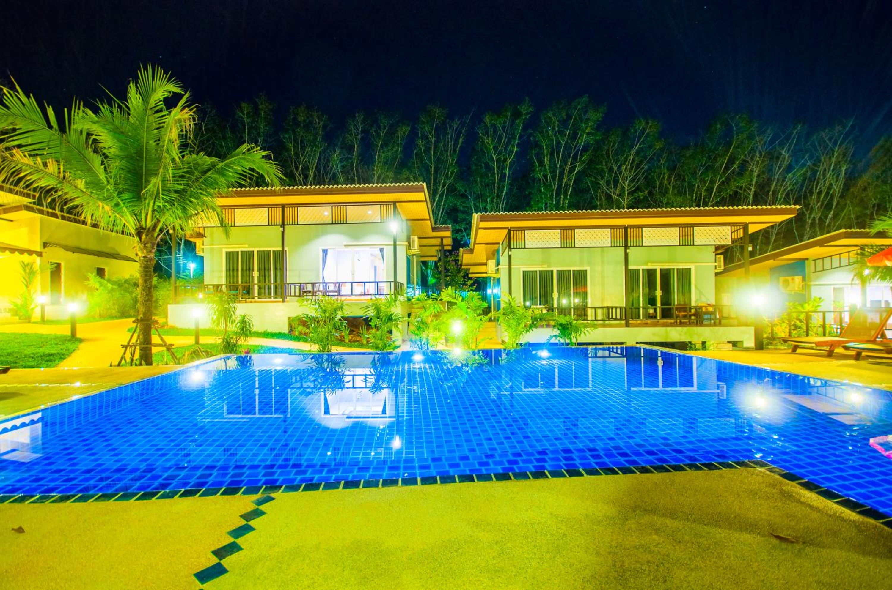 Chomphu Resort
