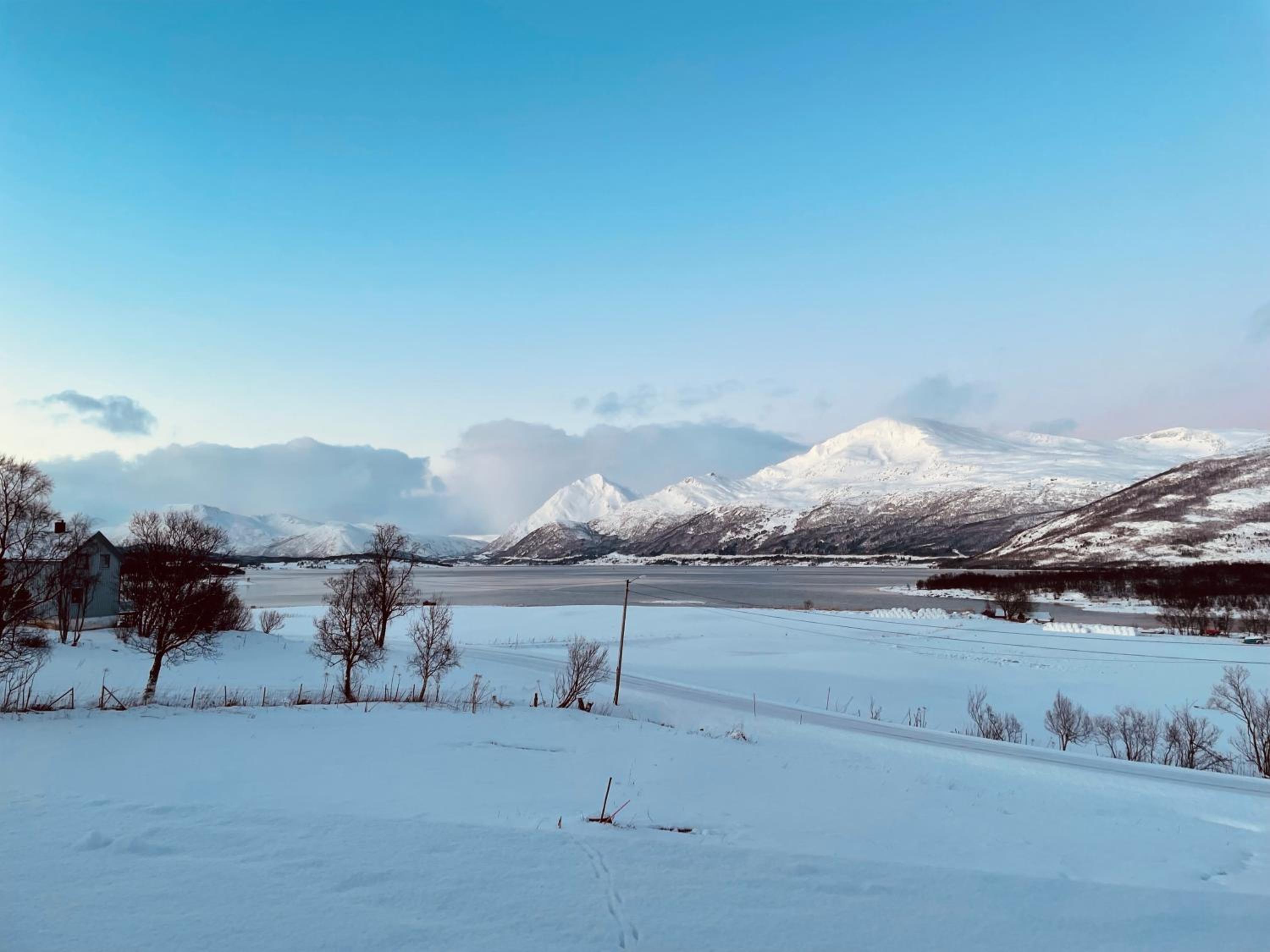 Marvelous farmhouse with amazing fjord and mountain view in Northern Norway