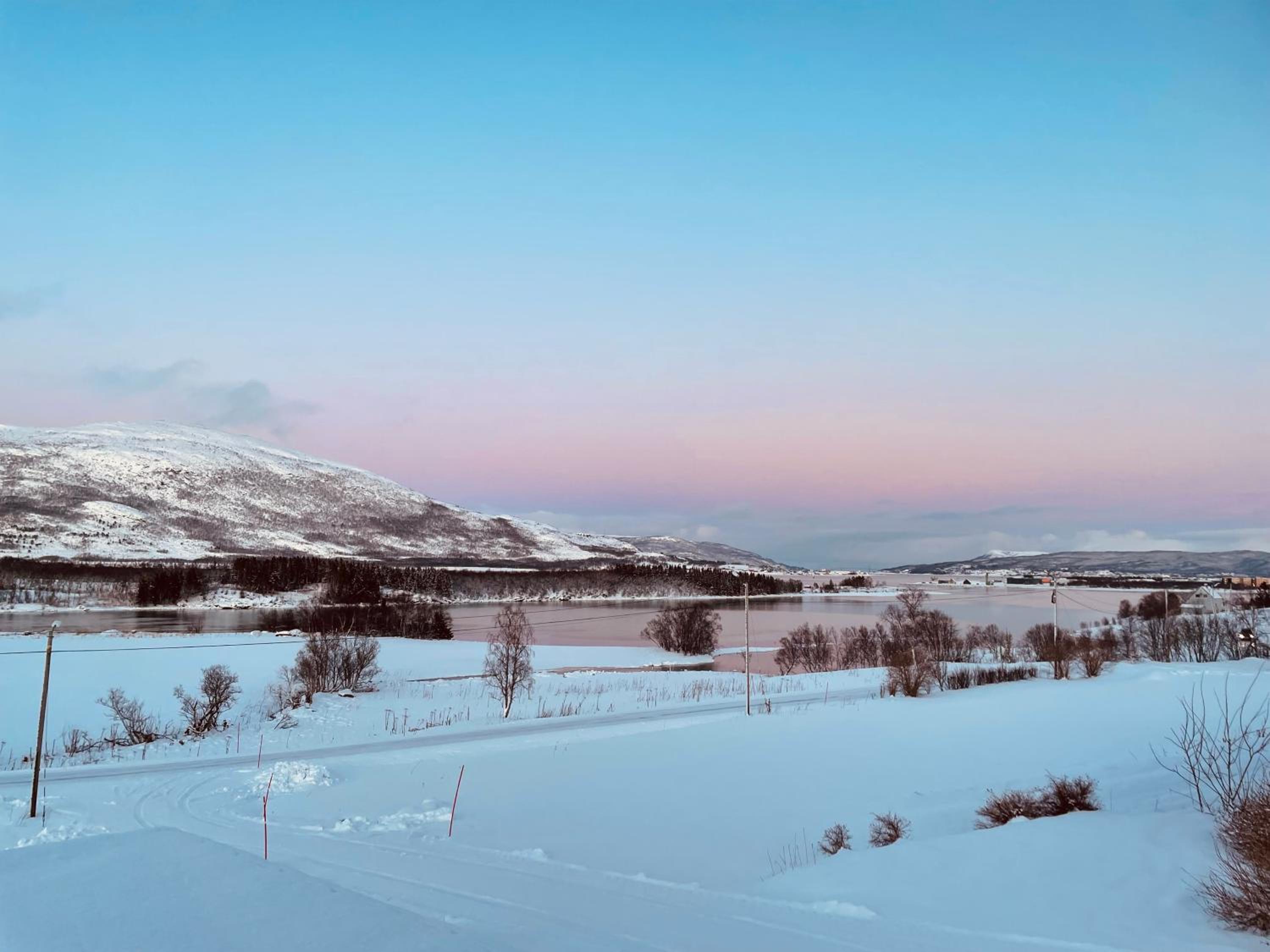 Marvelous farmhouse with amazing fjord and mountain view in Northern Norway