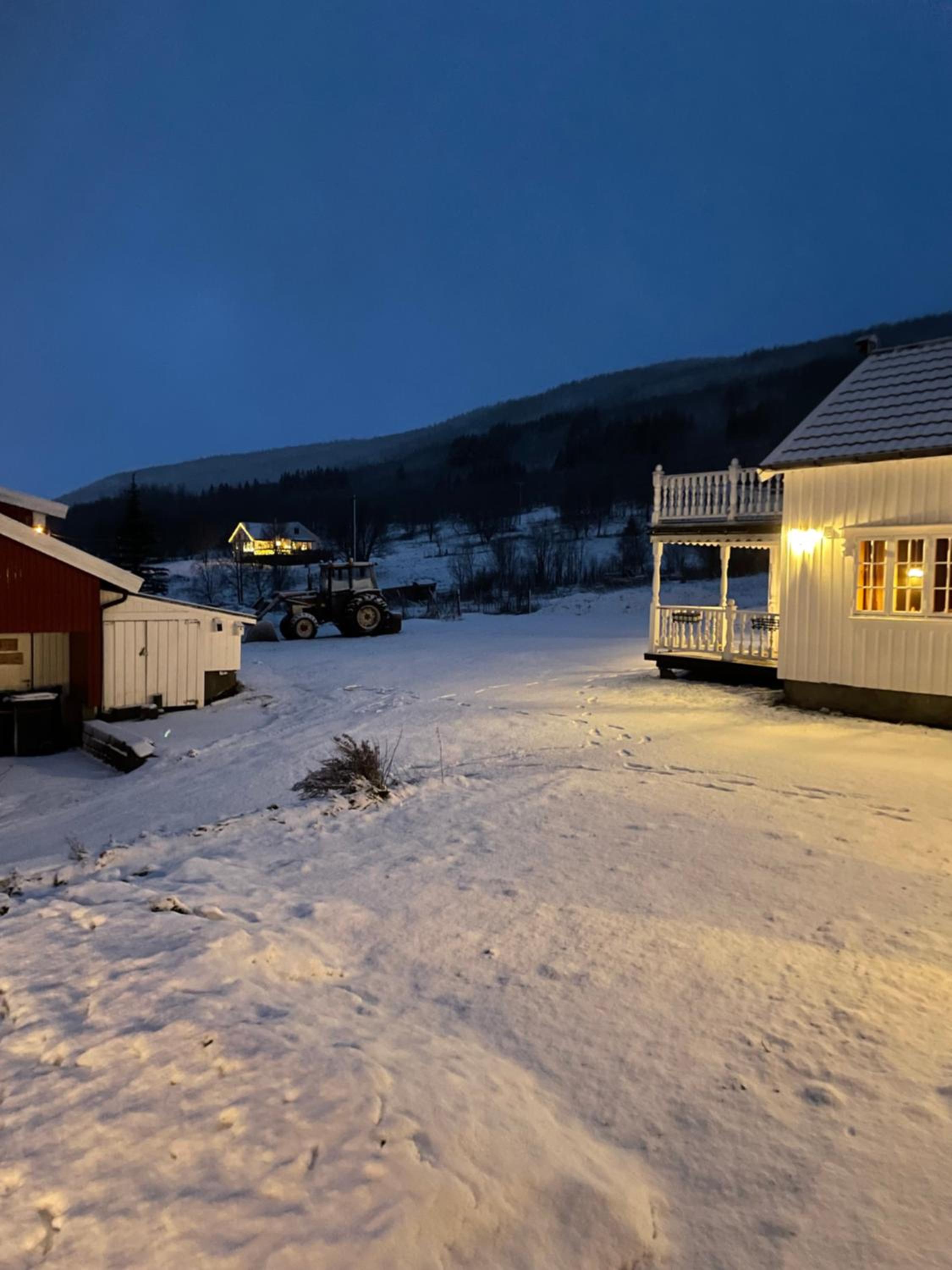 Marvelous farmhouse with amazing fjord and mountain view in Northern Norway
