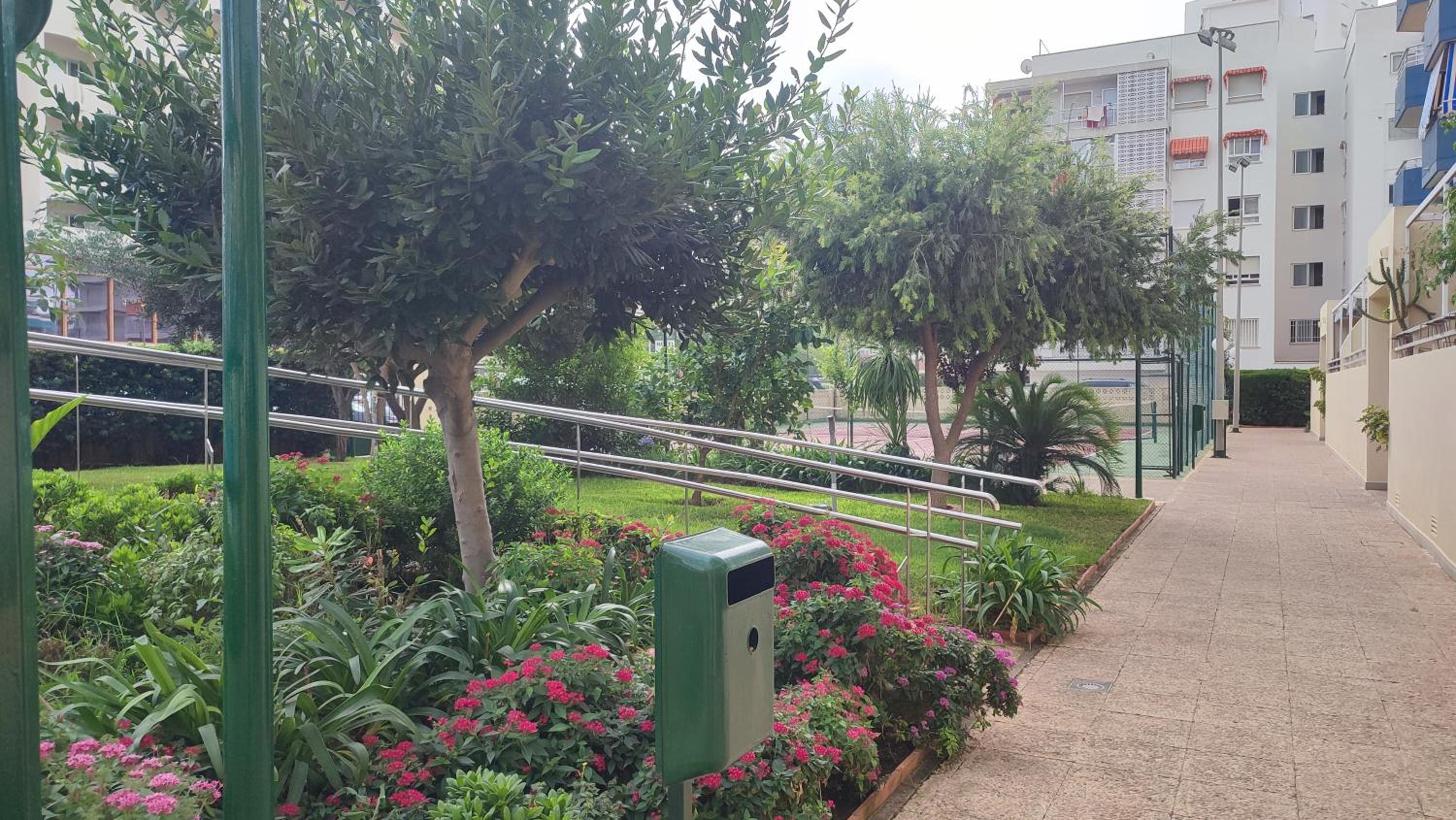 IDEAL FAMILIAS - Apartamento de 3 habitaciones completamente renovado