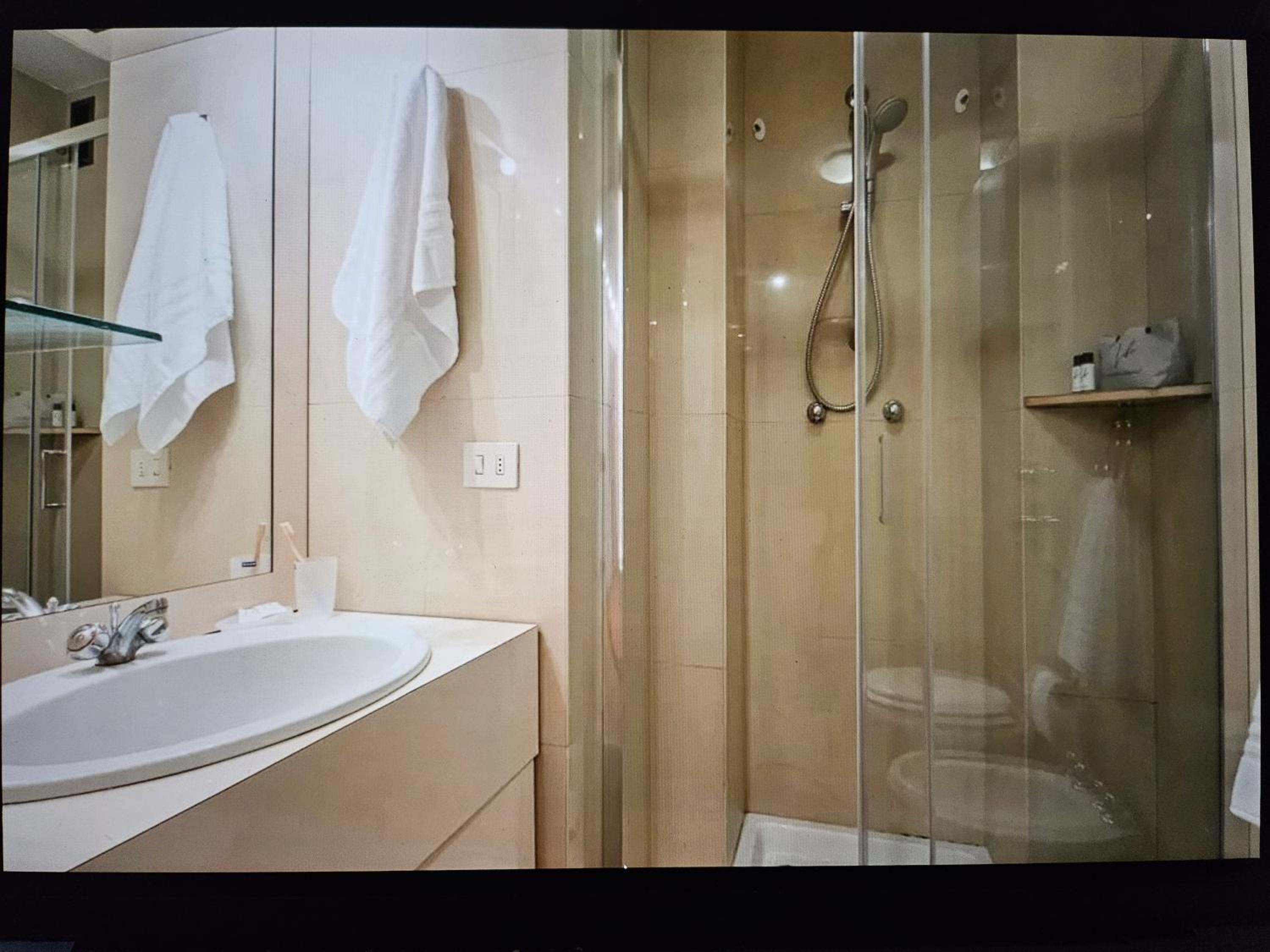 Two-room apartment San Babila Milan