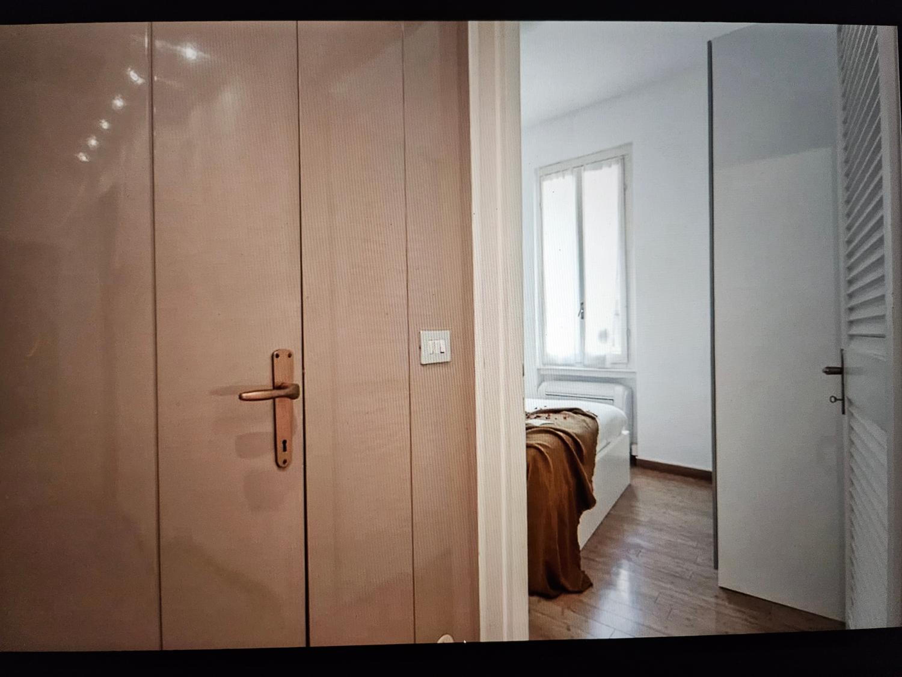 Two-room apartment San Babila Milan