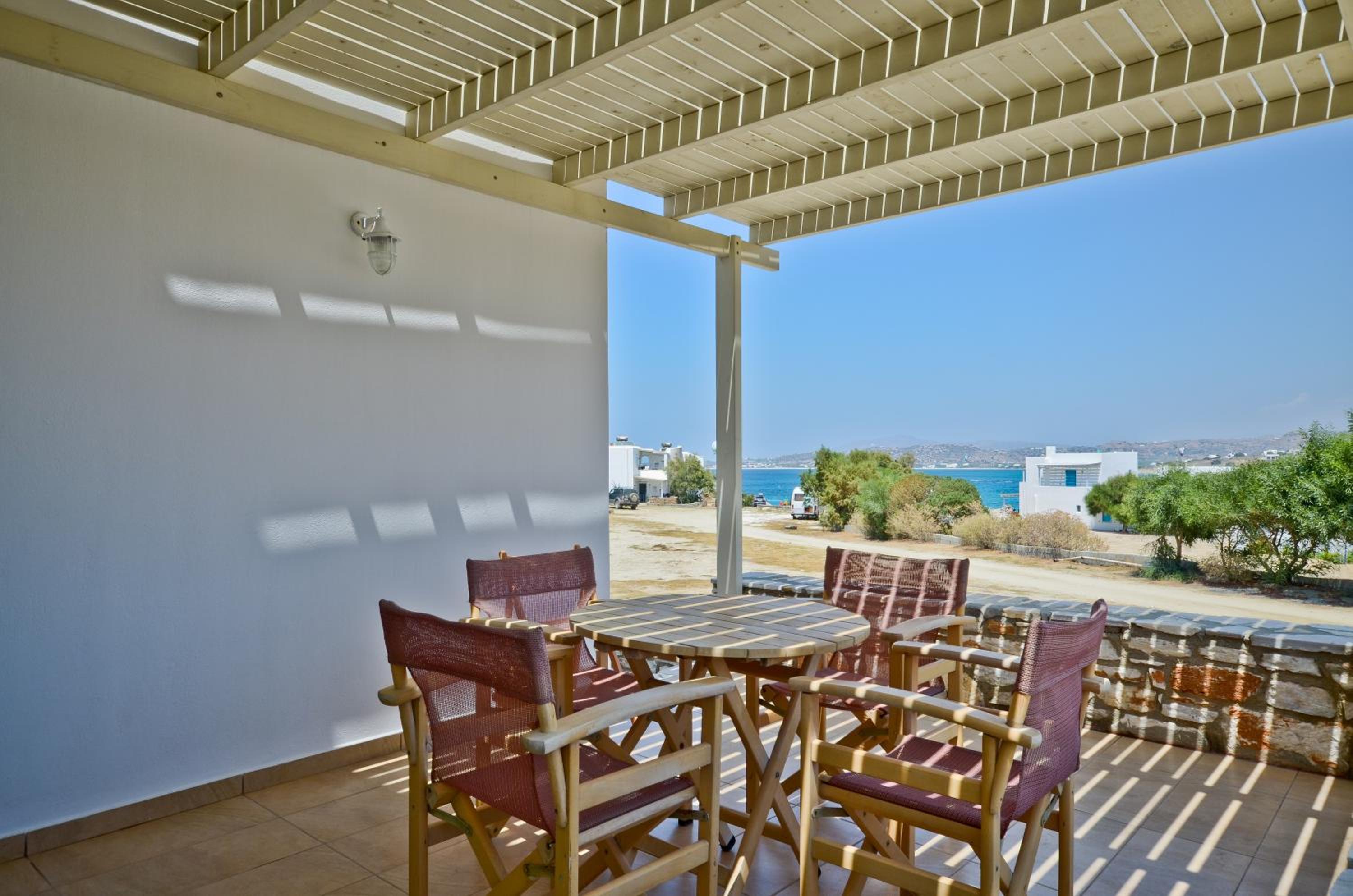 Ydreos Studios & Apartments