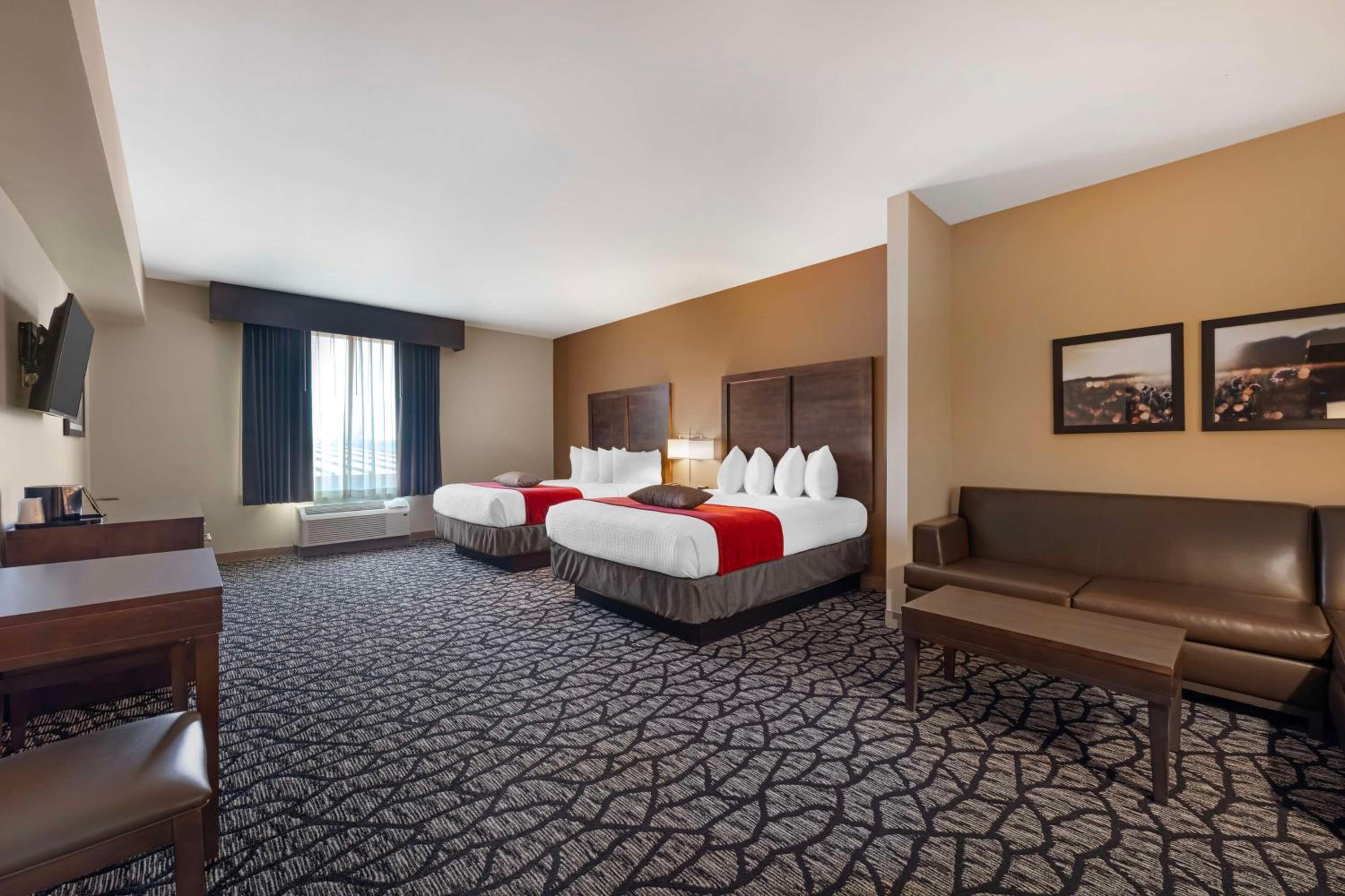 Best Western Plus Lakeview Hotel view 4