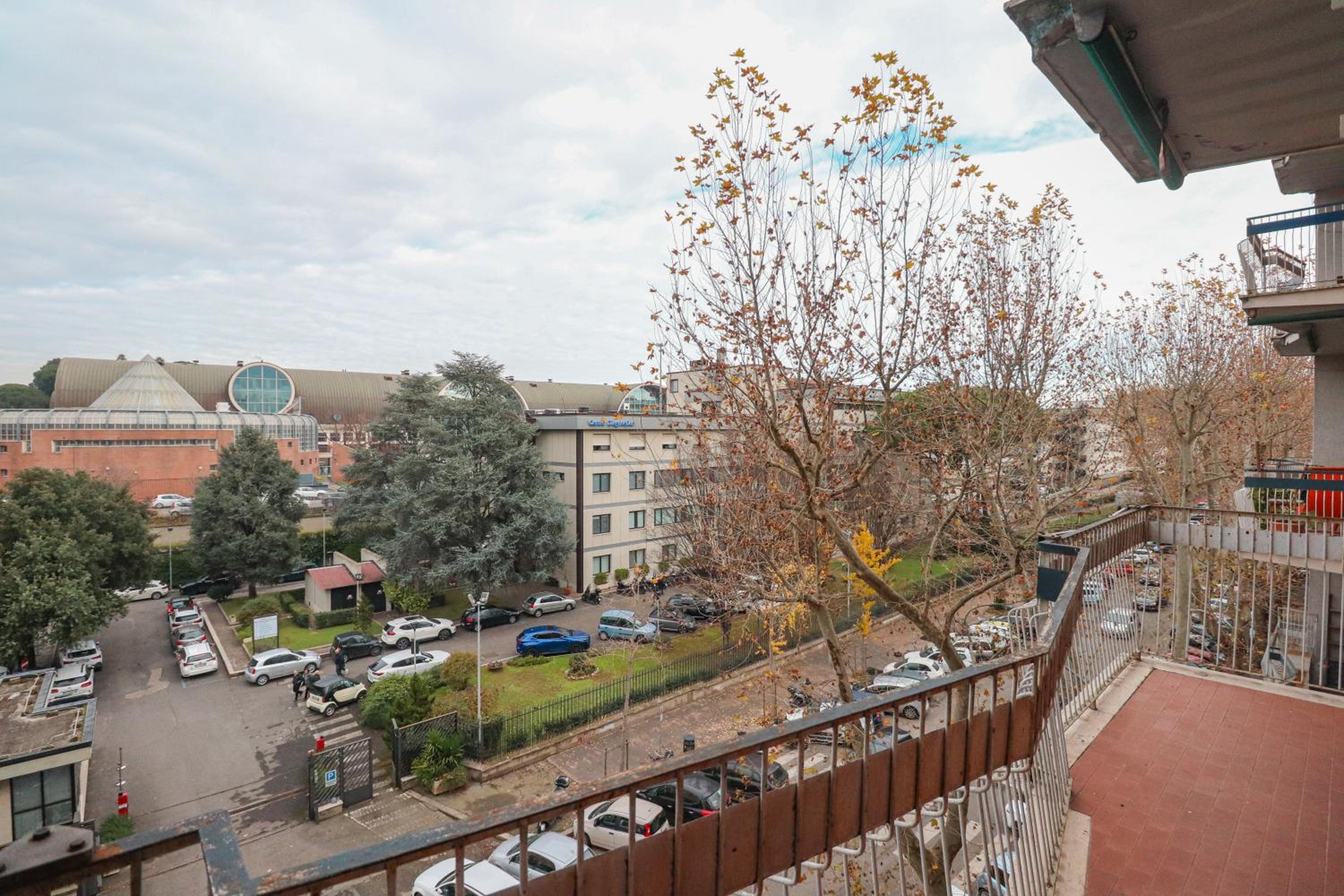 Modern Deluxe 2 Suites Apartment - 15min Colosseum & Metro 5min - AC, Wifi