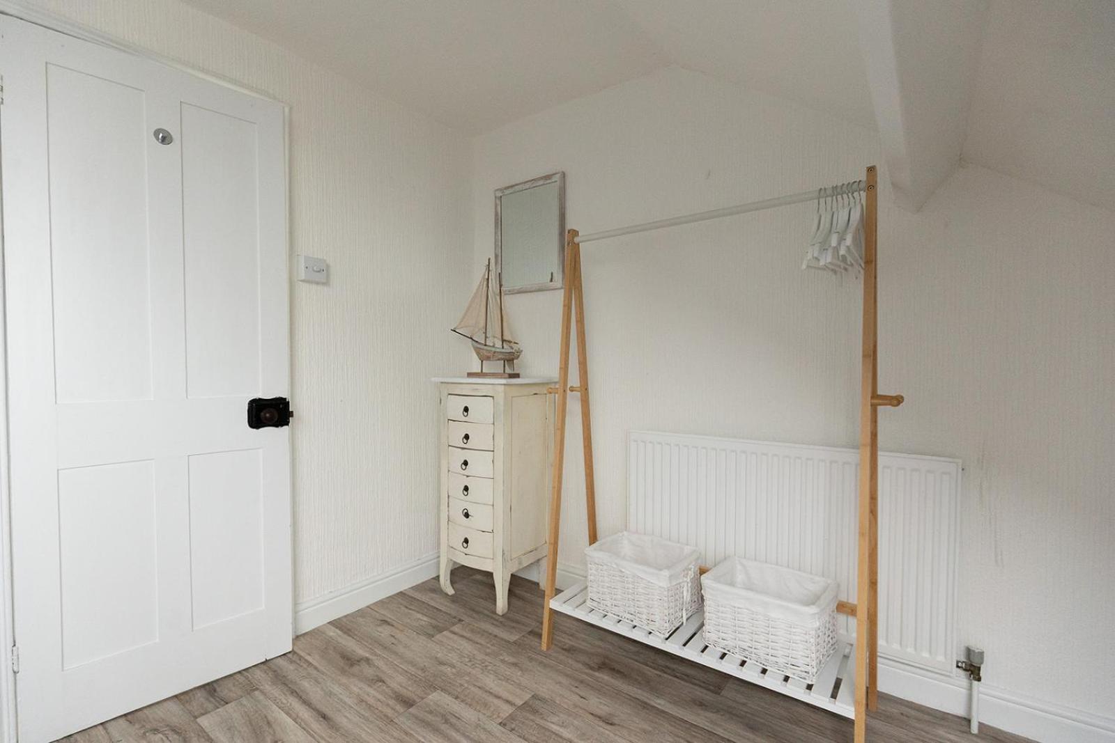 SEA STAR - Coastal 3-Bed Retreat in the Heart of Whitby